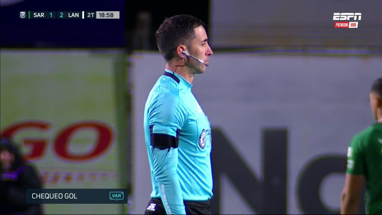Una tenista frenó el partido para sacar un insecto de la cancha y su gesto tuvo un inesperado desenlace: “¡Dios mío!”