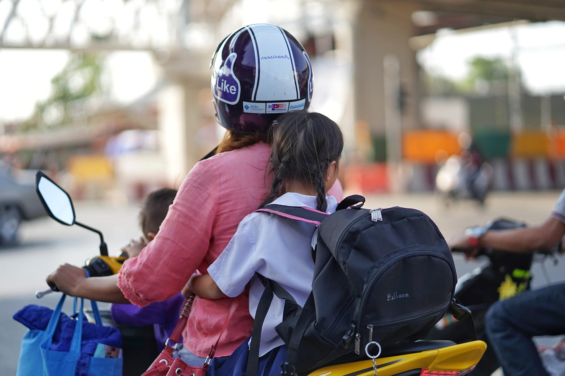 El uso de casco es obligatorio a la hora de subirse a una moto