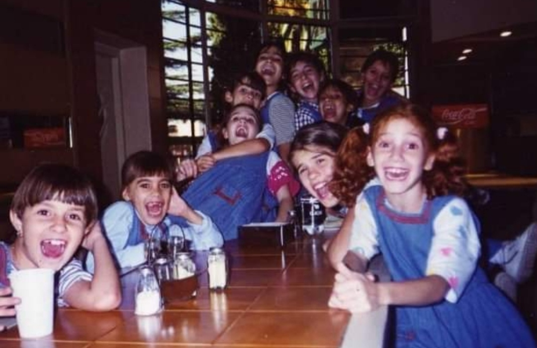 El elenco de Chiquititas 1995, del cual formaban parte Georgina Mollo y Solange Verina