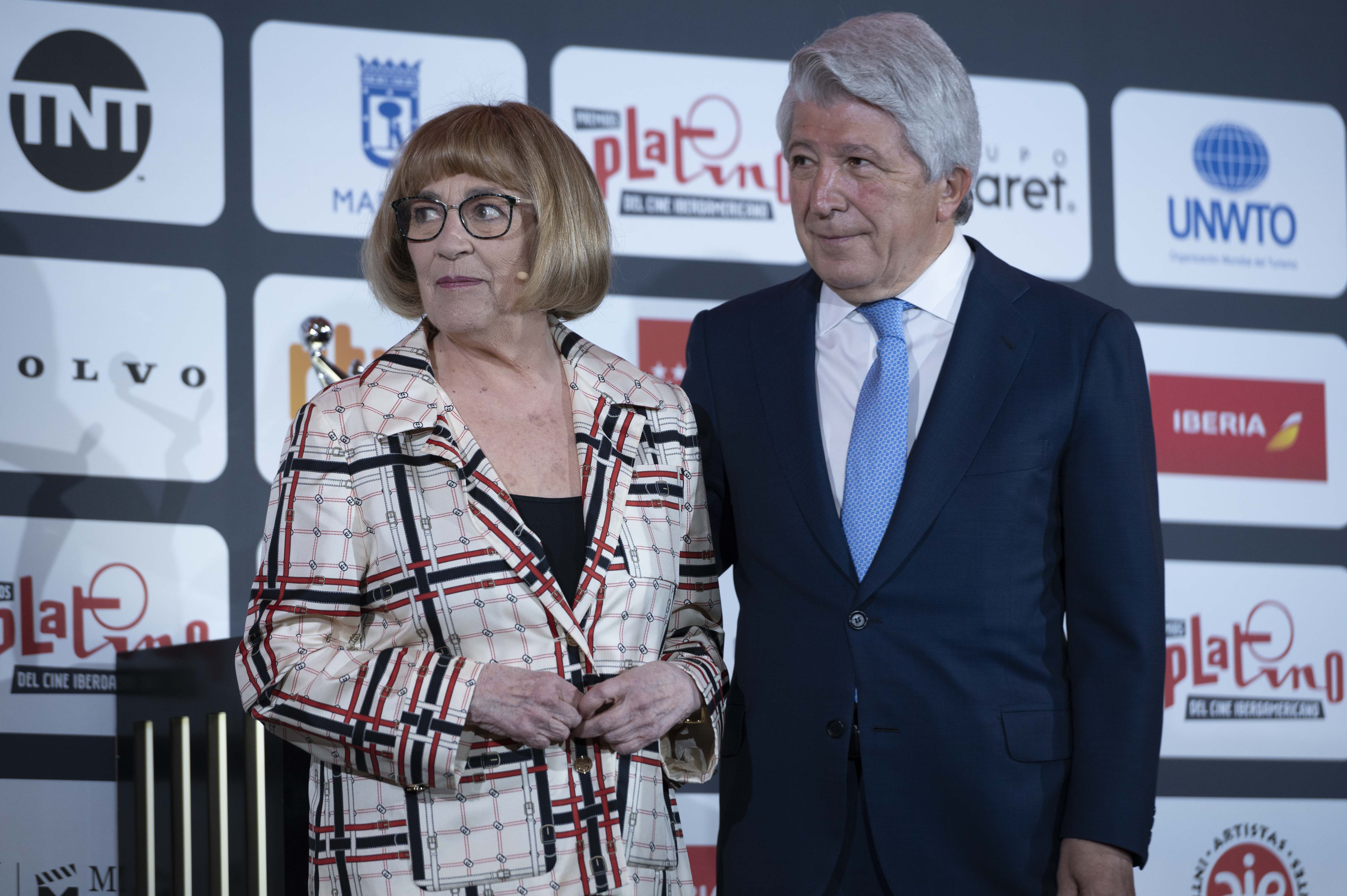 Carmen Maura ed Enrique Cerezo, presidente esecutivo dei Platino Awards