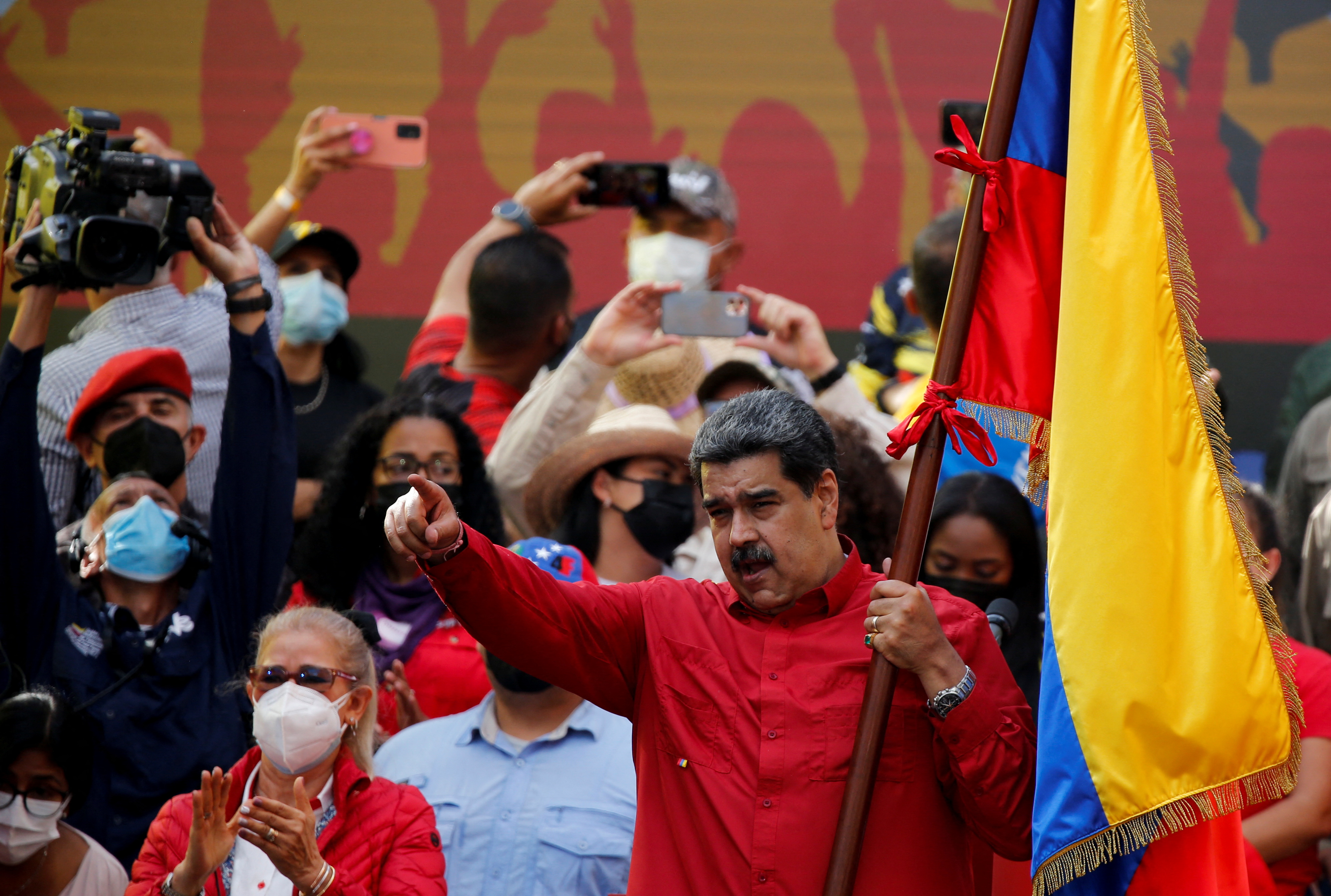 Maduro amenazó con imponer nuevamente un “protectorado” en una de las gobernaciones que ganó la oposición