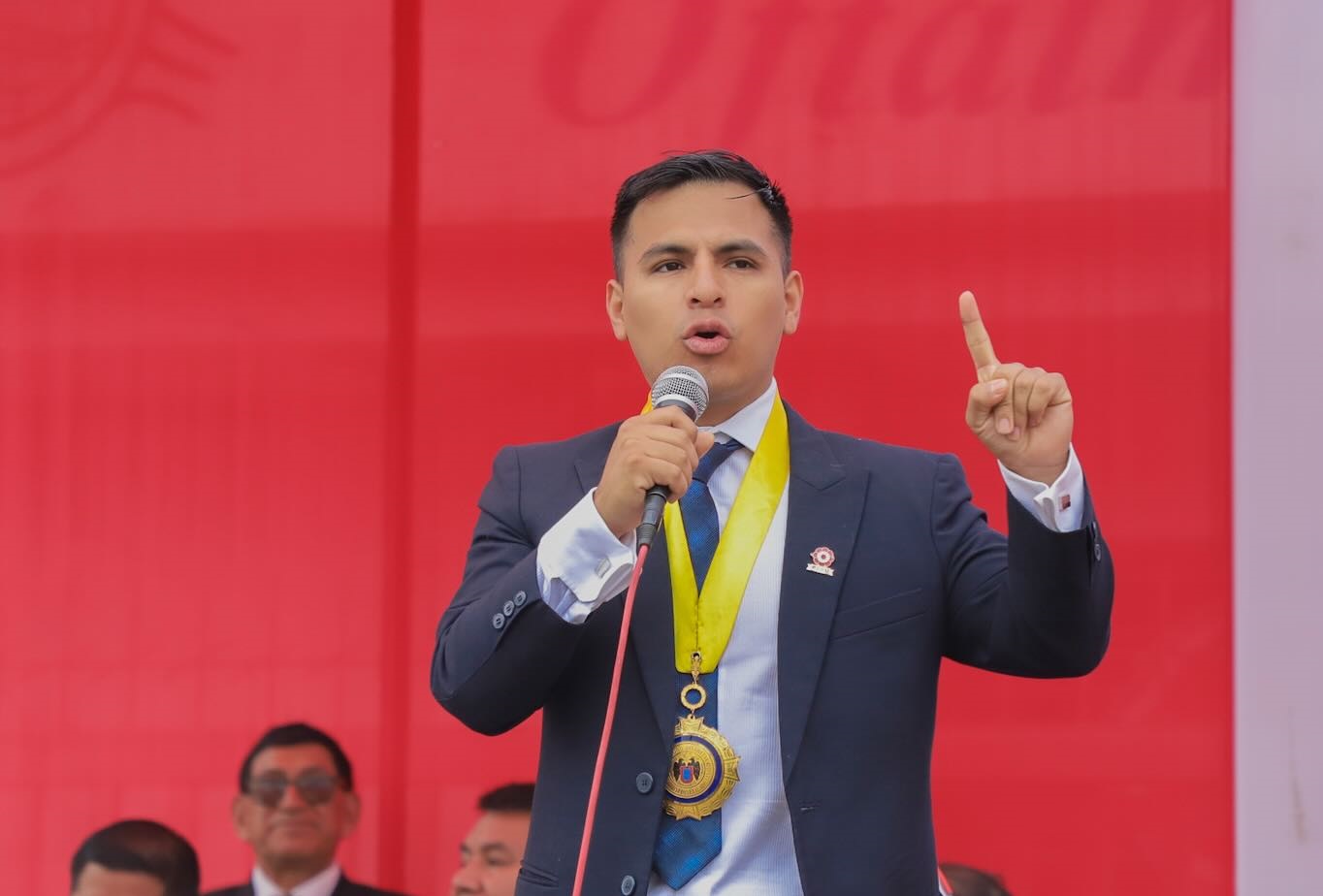 Franco Vidal, alcalde streamer de Ate, renuncia a Avanza País en vivo y revela que cuatro partidos le ofrecen postular a la MML - Infobae