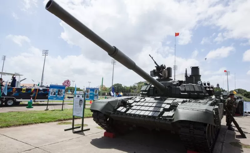 Exhibición de tanque ruso en Nicaragua
