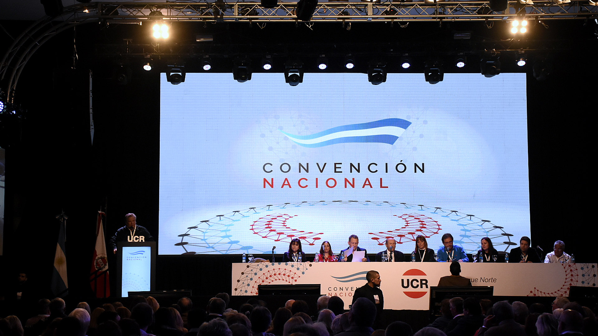 Uno de los últimos encuentros de la Convención Nacional de la UCR en 2019 con Alfredo Cornejo, entonces presidente del partido, como orador (Foto: Nicolás Stulberg)