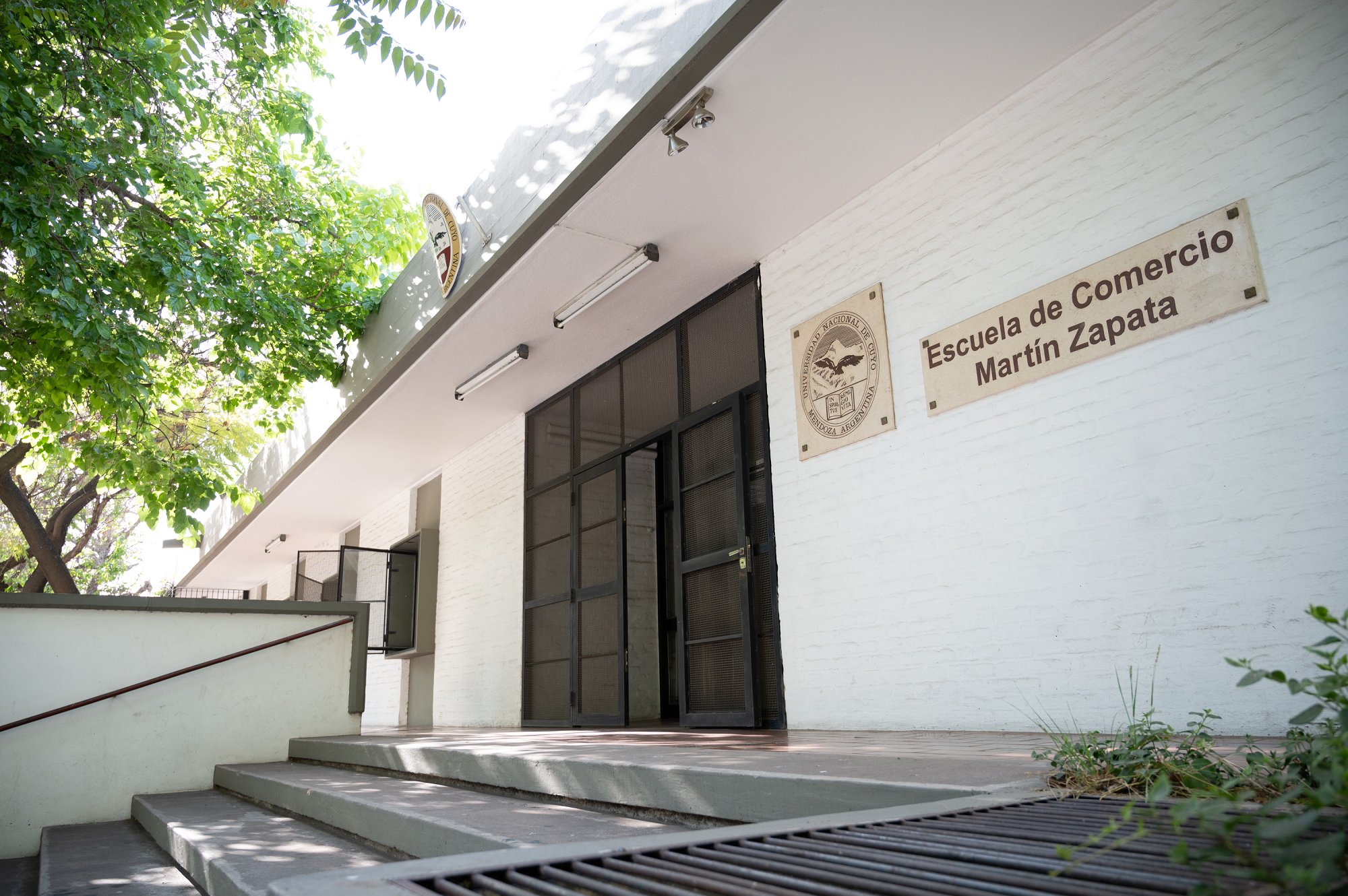 El Gobierno apeló y la Cámara Electoral definirá si autoriza el reemplazo de Espert por Santilli en las boletas