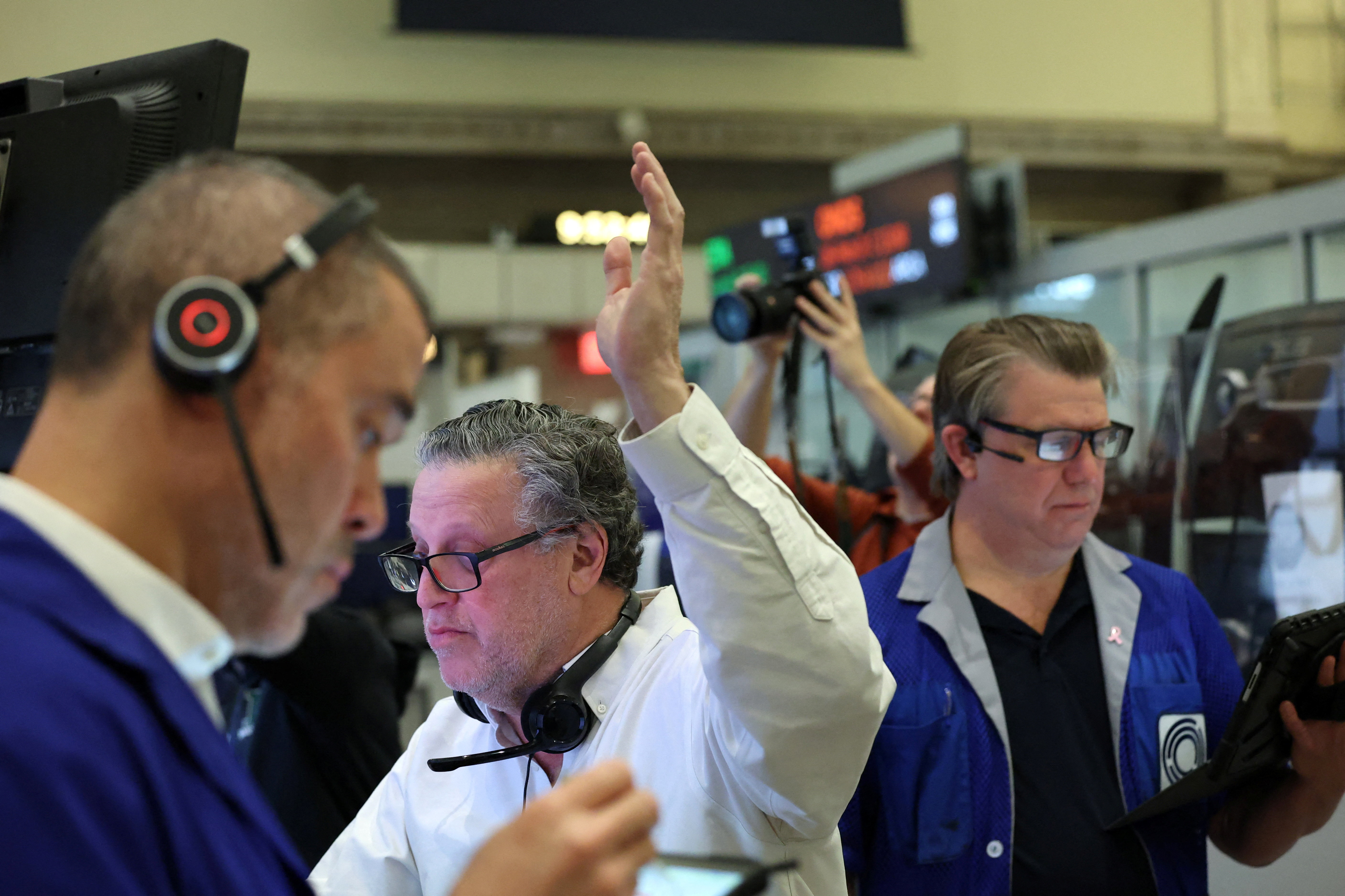 Semana financiera: las acciones petroleras se hundieron hasta 9% por la crisis en Venezuela