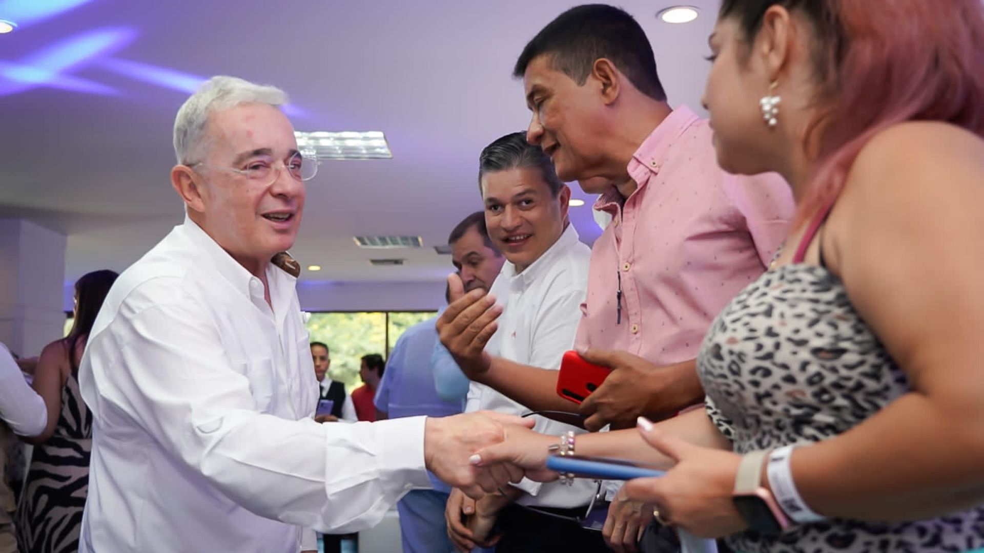 “Este partido defiende la minería, pero con un total respeto al ambiente, no podemos llegar al fundamentalismo de eliminarla”: Álvaro Uribe Vélez