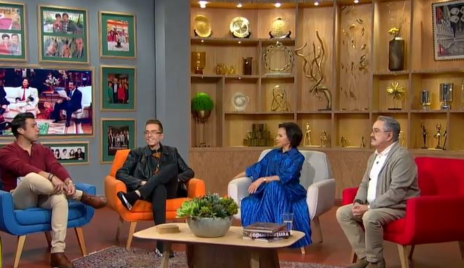 A menos de una semana de que termine "La Academia 20 años", los presentadores de "Ventaneando" nuevamente arremetieron contra la producción (Captura de pantalla: TV Azteca/Ventaneando)