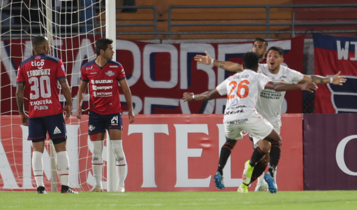 Ayacucho FC recibirá a Wilstermann por una nueva jornada de la Copa Sudamericana.