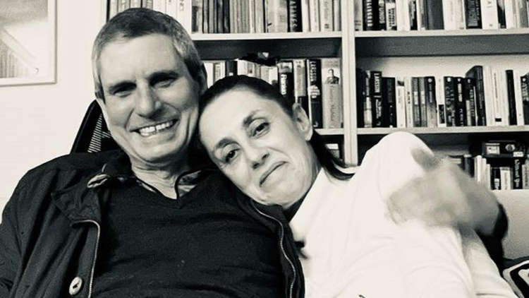 Claudia Sheinbaum y su novio José María Tarriba Unger (fotos: Twitter)