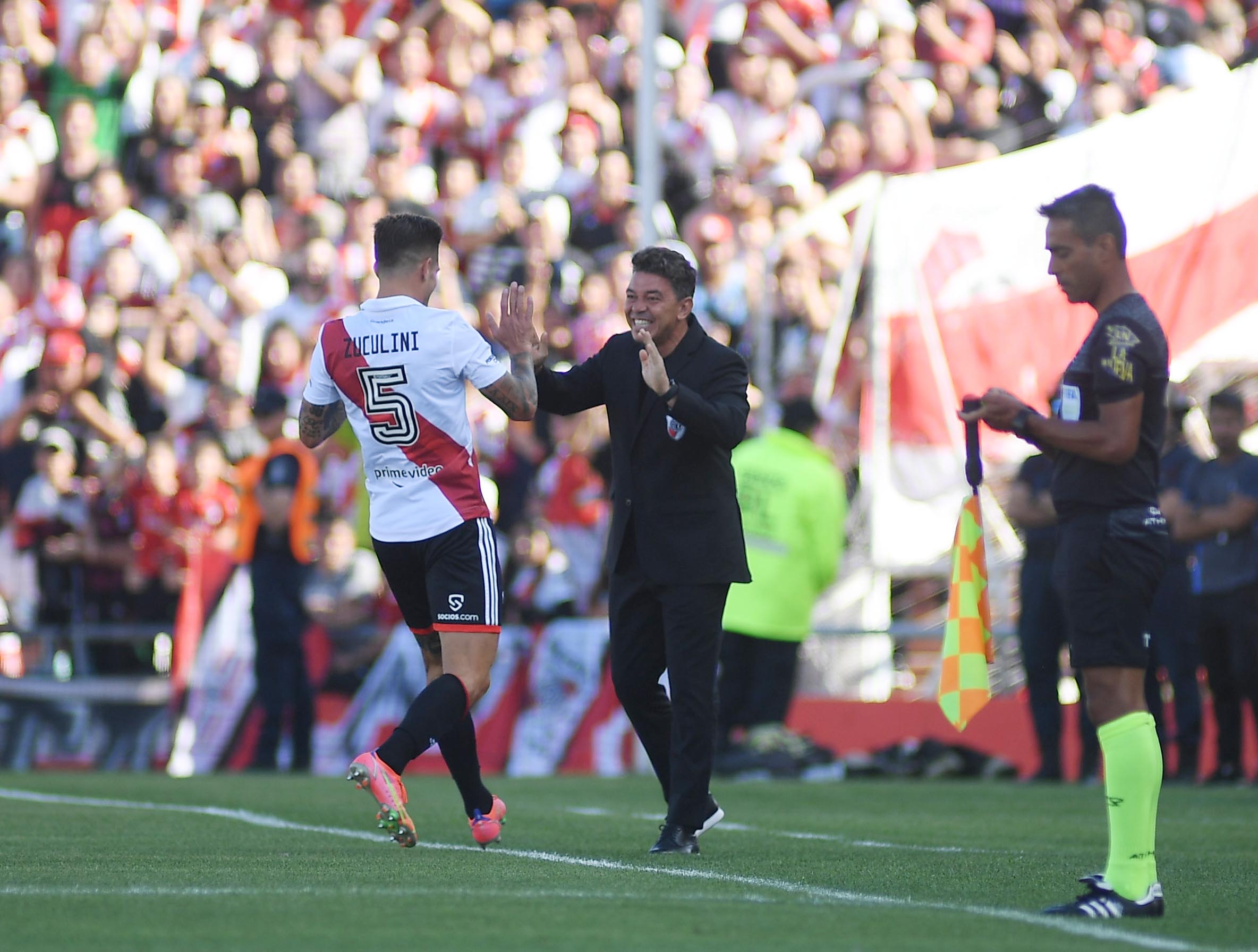 El golazo de Bruno Zuculini y la reacción de Gallardo cuando se lo dedicó en su último partido como entrenador de River Plate - Infobae