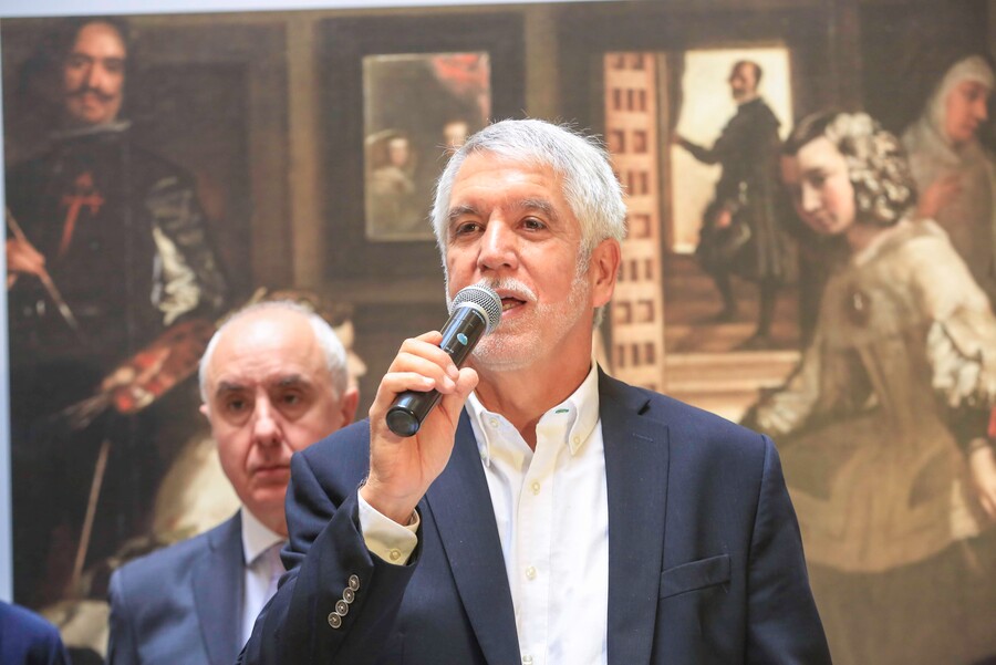 Enrique Peñalosa aseguró que Petro está buscando permanecer en el poder