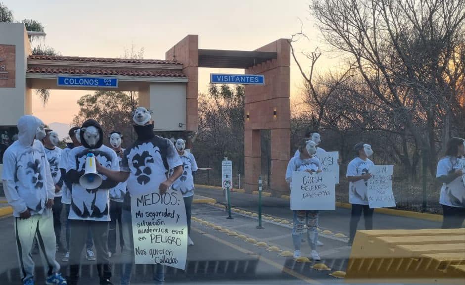 Villanueva Lomelí señaló que se trata de personas enviadas con la intención de amedrentar (Foto: Twitter@rvillanueval)