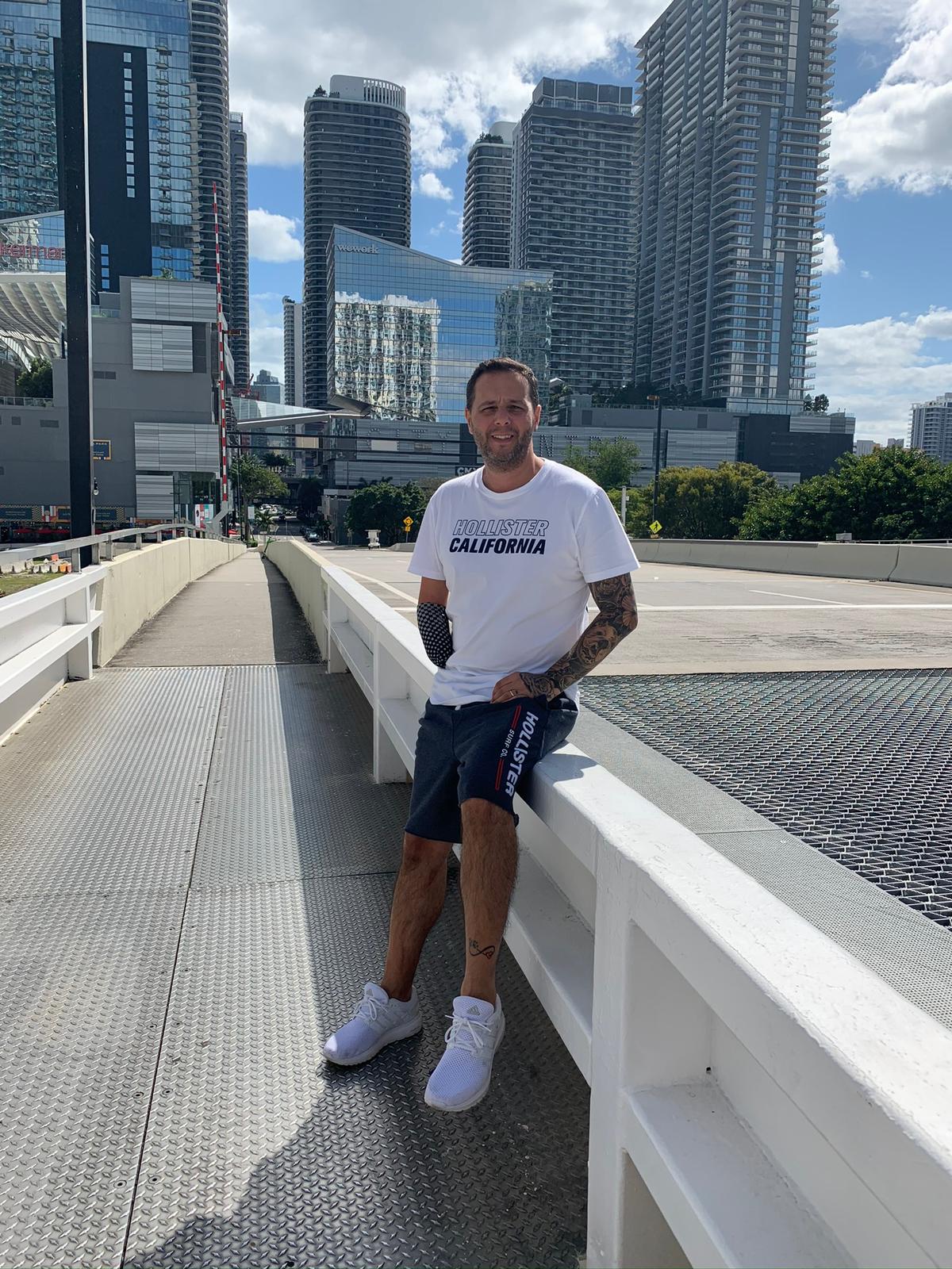 Leonardo Pirillo dejó Canning para instalarse en Miami con su familia