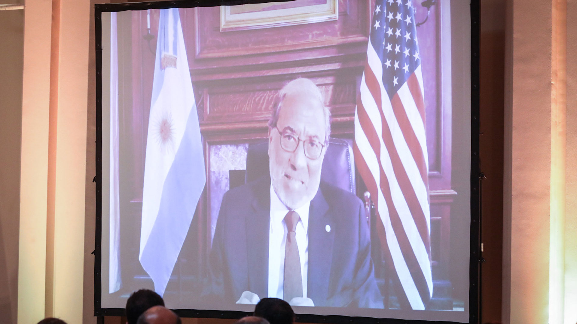 El embajador argentino en Estados Unidos, Jorge Argüello, grabó un video que fue emitido en el inicio del encuentro 