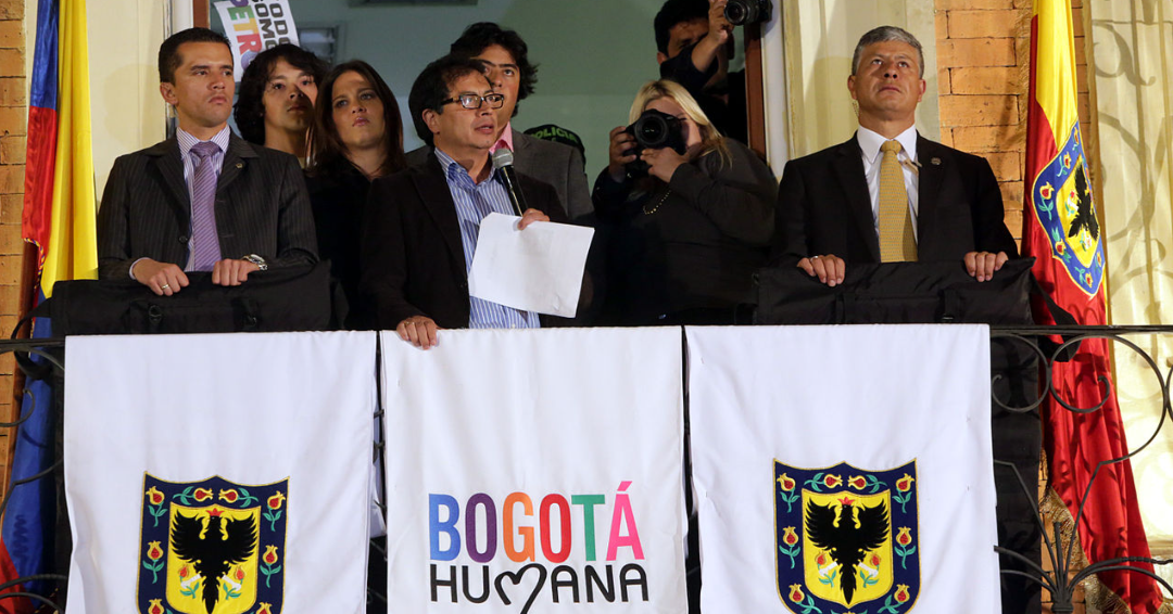 Diario El Salvador asegura que Petro pagó a 10.000 pandilleros para que no robaran durante su alcaldía en Bogotá 