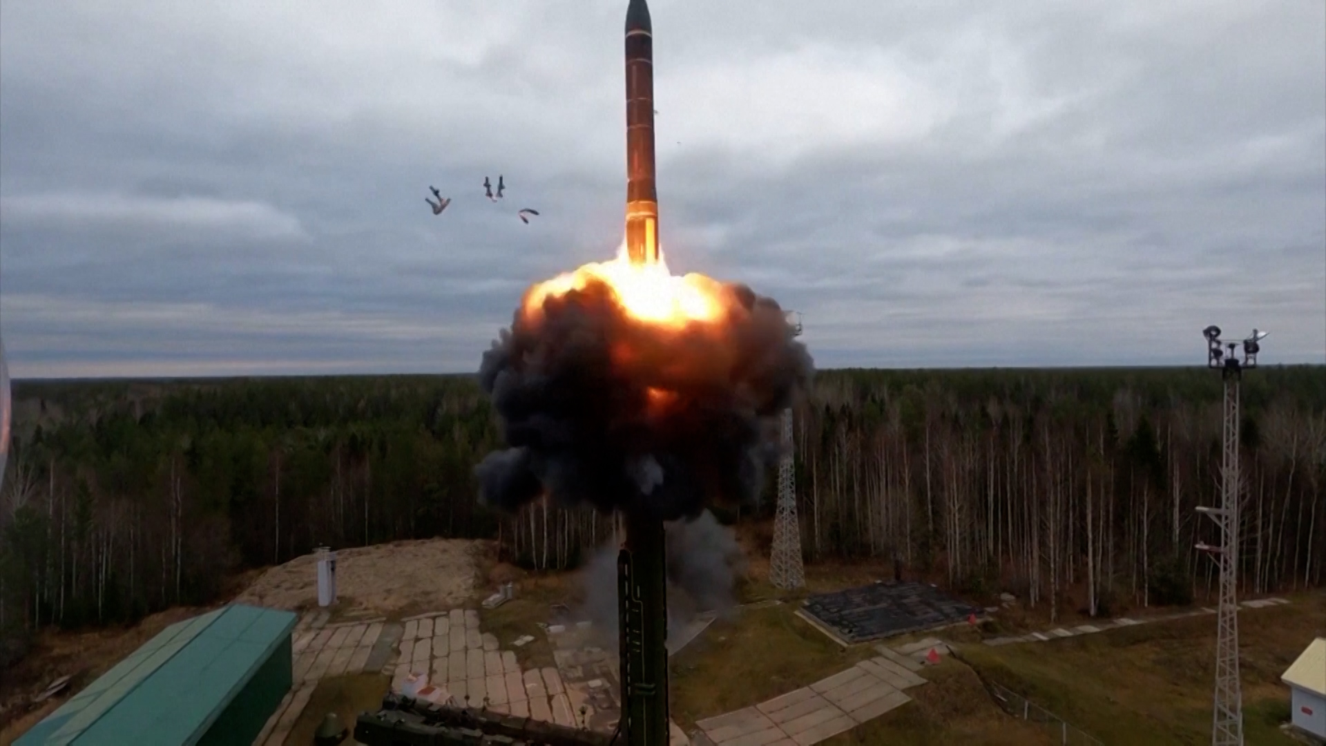 Un misil nuclear es disparado bajo la supervisión de Vladimir Putin 
