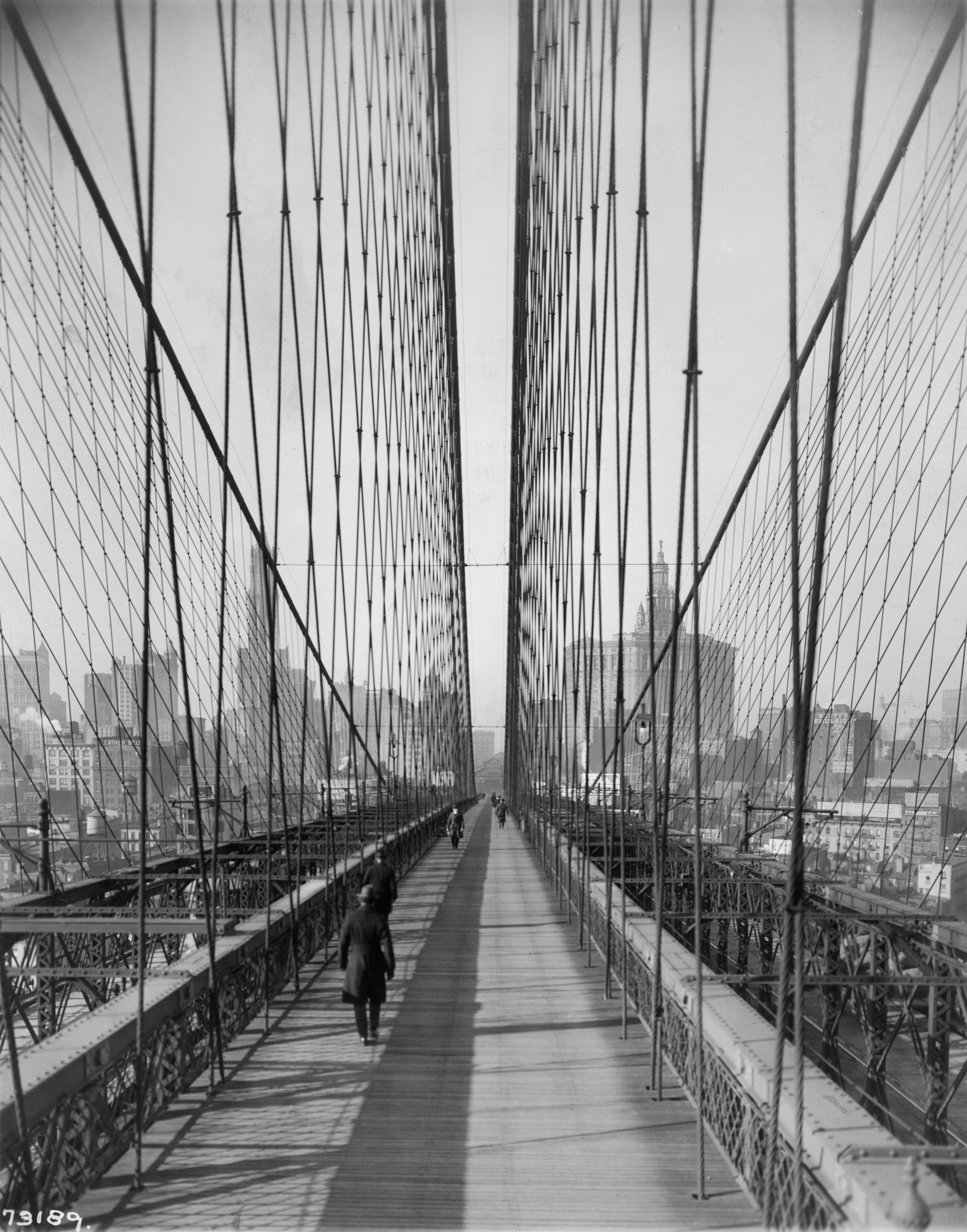 El puente de Brooklyn con el que Parker tantas veces robó a inmigrantes  que llegaban a hacerse la América (Getty)