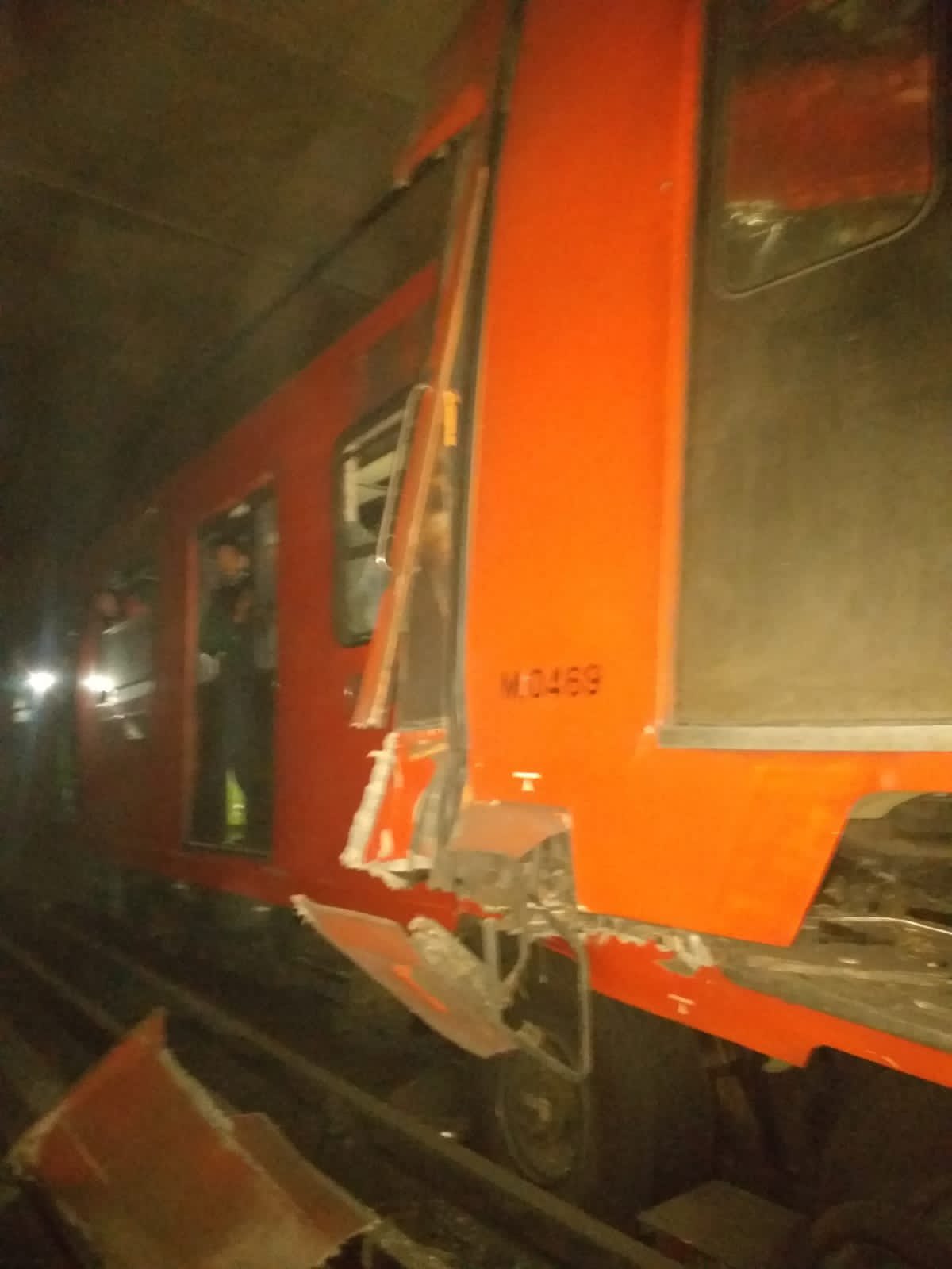 Una persona fallecida y 59 lesionados tras fuerte choque de trenes en el  Metro de la CDMX - Infobae