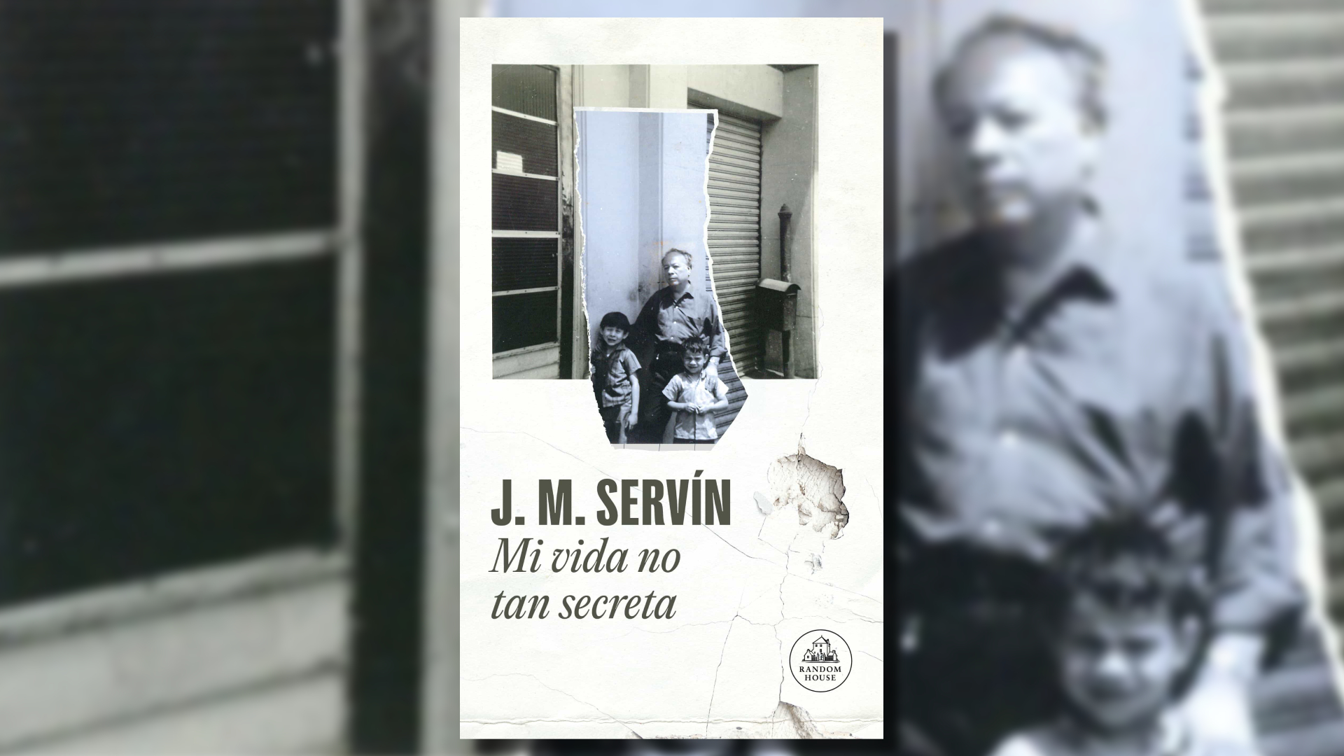 Portada de "Mi vida no tan secreta", escrita por J.M. Servín y editada bajo el sello editorial Penguin Random House