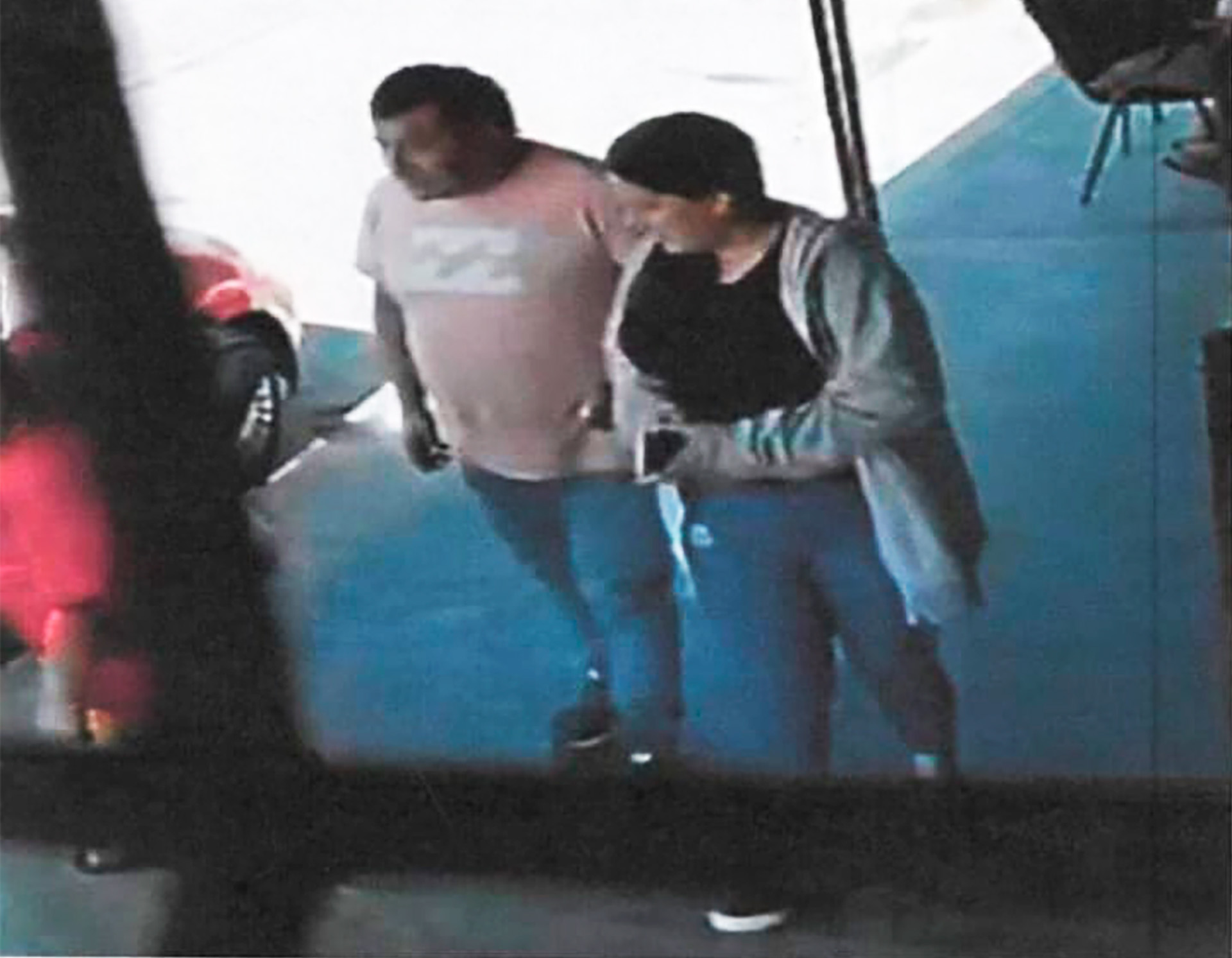Las imágenes de la reunión que tuvieron los sospechosos del triple  femicidio narco antes de cometer los crímenes - Infobae