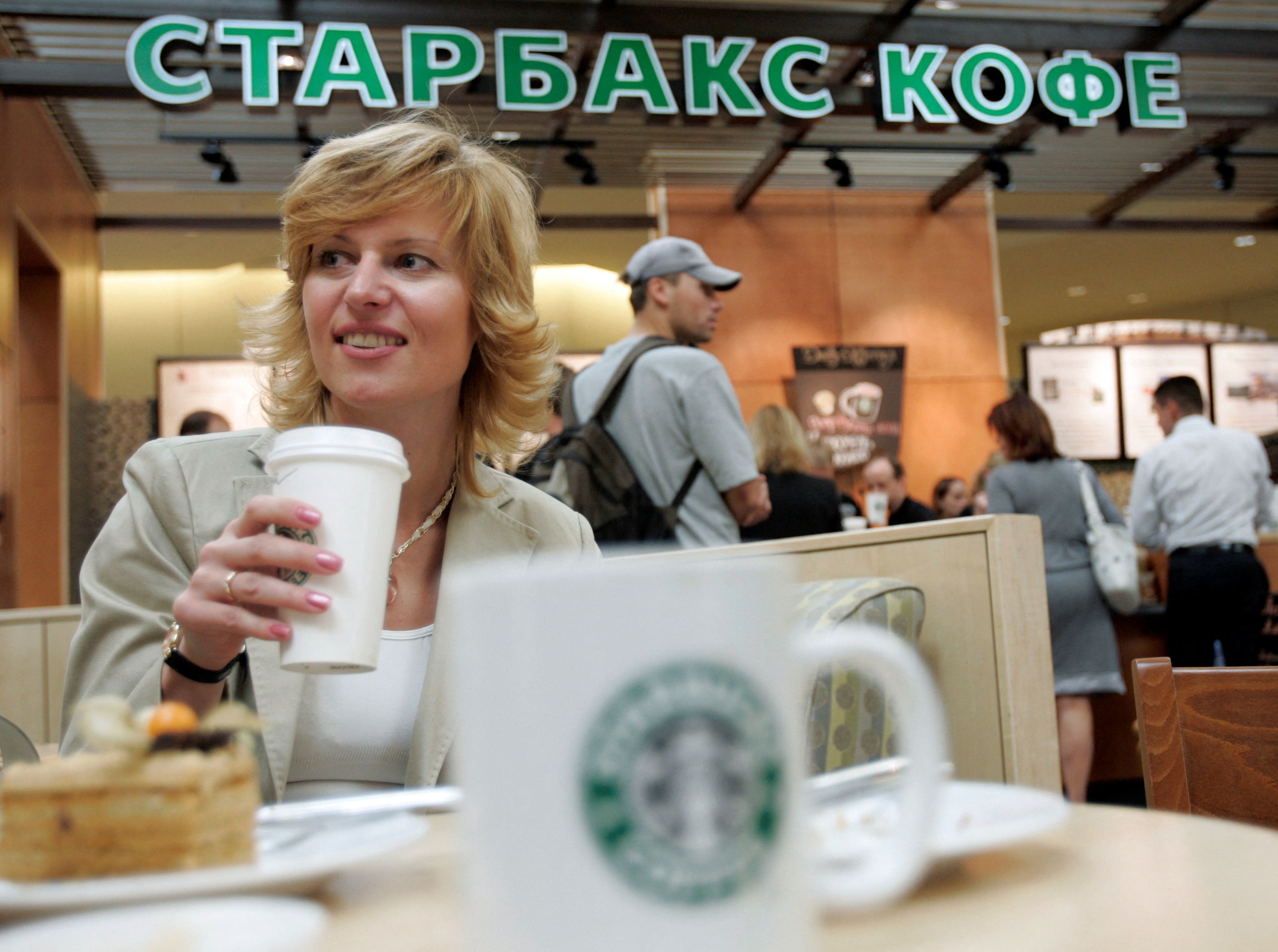 Local de Starbucks en Moscú (Reuters/archivo)