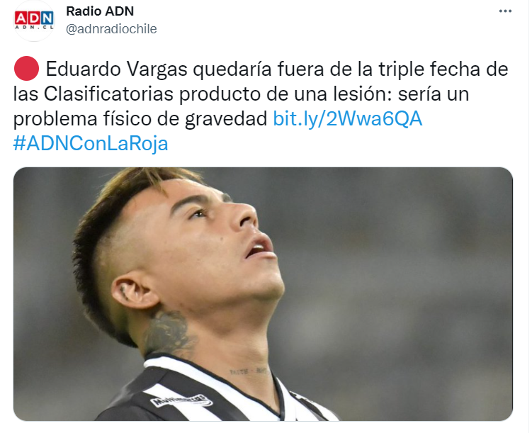 Según ADN, Eduardo Vargas no jugaría la fecha triple de octubre por lesión.