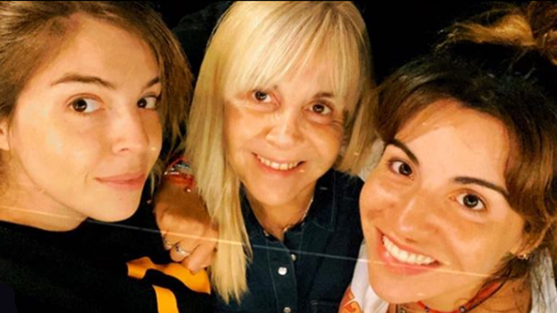Dalma y Gianinna Maradona con Claudia Villafañe (Instagram)