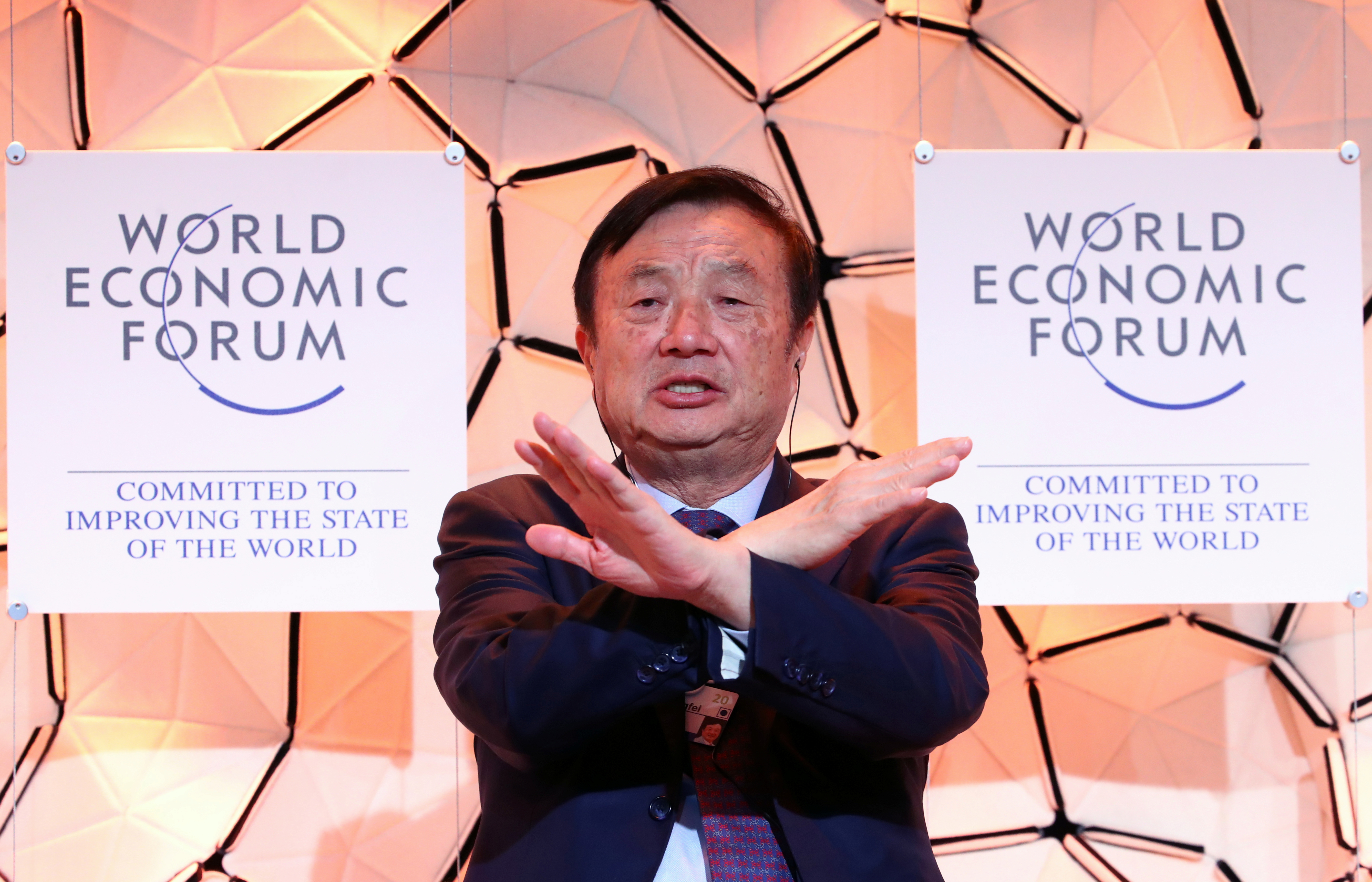 FOTO DE ARCHIVO: Ren Zhengfei ex miembro del Ejército Popular de Liberación de China y fundador y CEO de Huawei Technologies durante el World Economic Forum (WEF) en Davos, Suiza en enero de 2020 (Reuters)