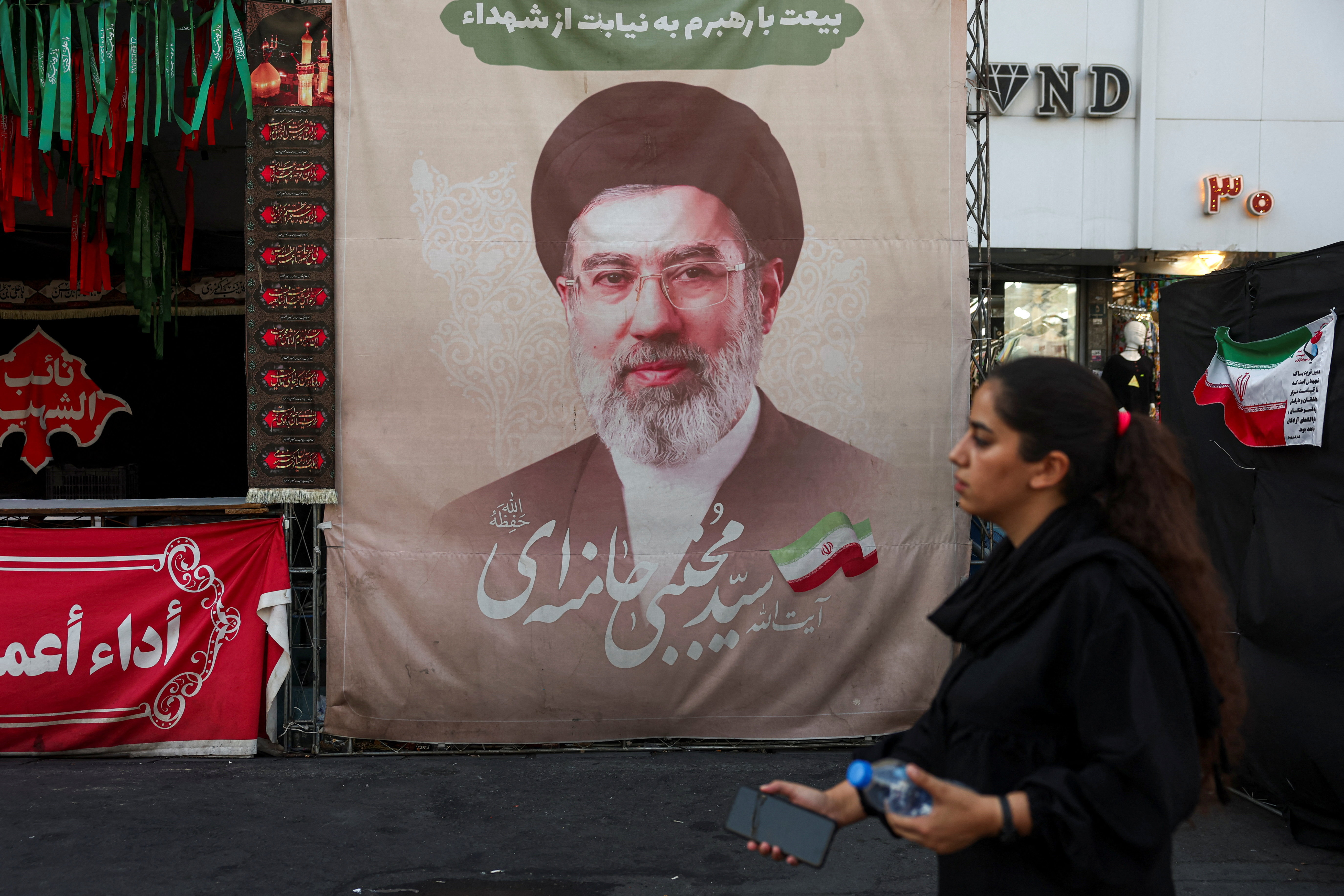 El l&iacute;der supremo de Ir&aacute;n llam&oacute; a los pa&iacute;ses musulmanes a unirse ante el 