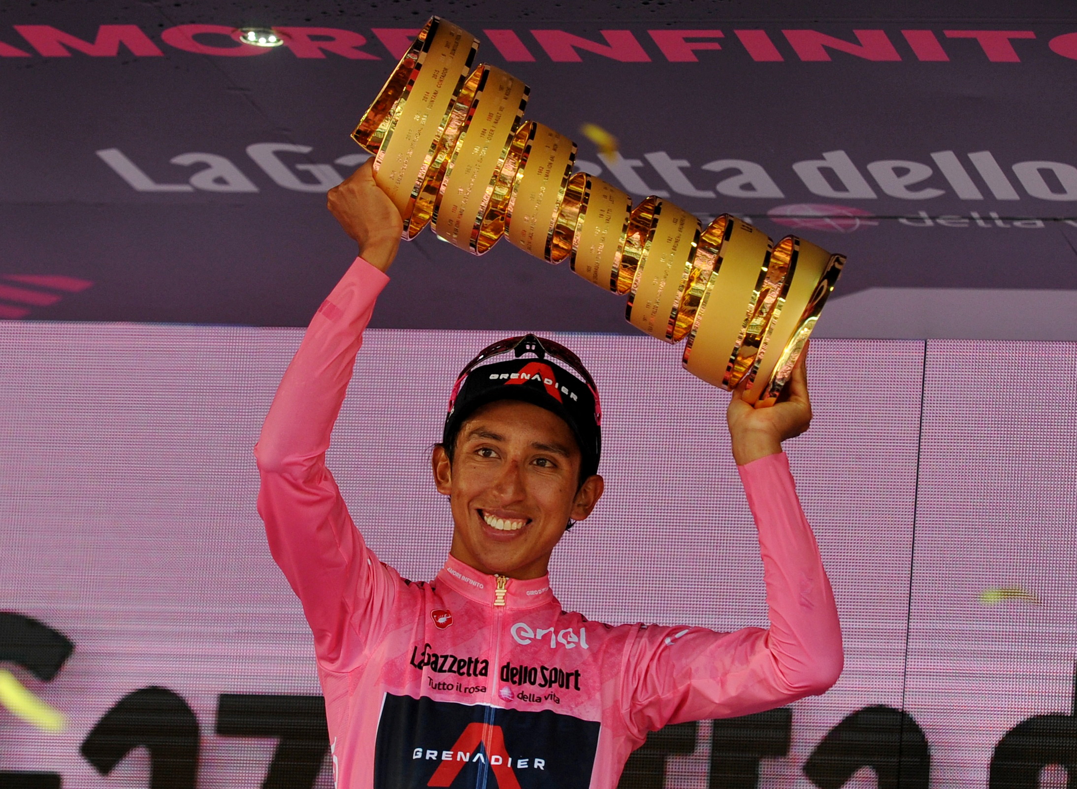 Egan Bernal, ganador del Giro de Italia 2021. REUTERS/Jennifer Lorenzini/File Photo