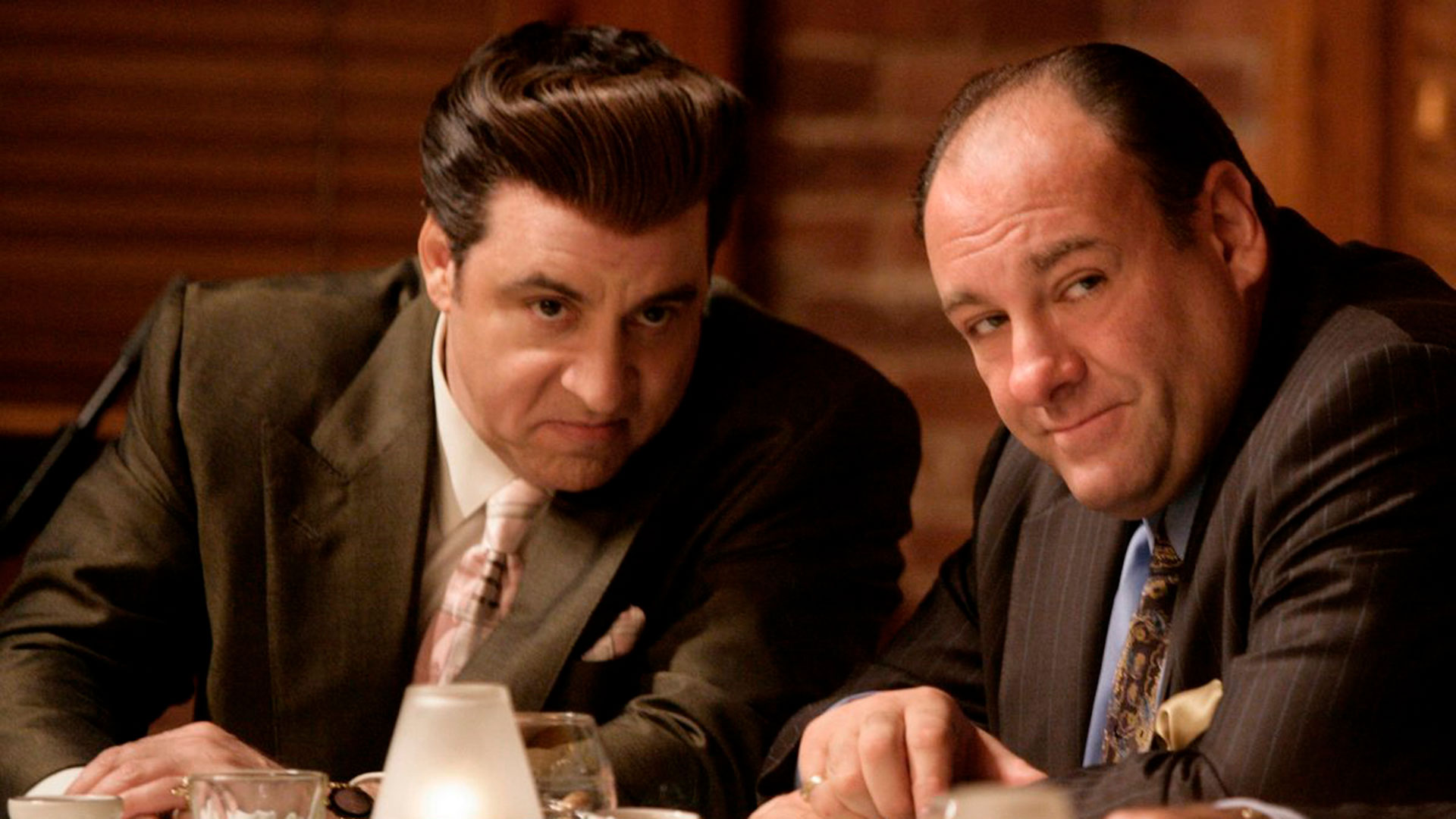 Steve Van Zandt and James Gandaolfini in "The Sopranos", a masterpiece of the series of our time (Photo: Max press)