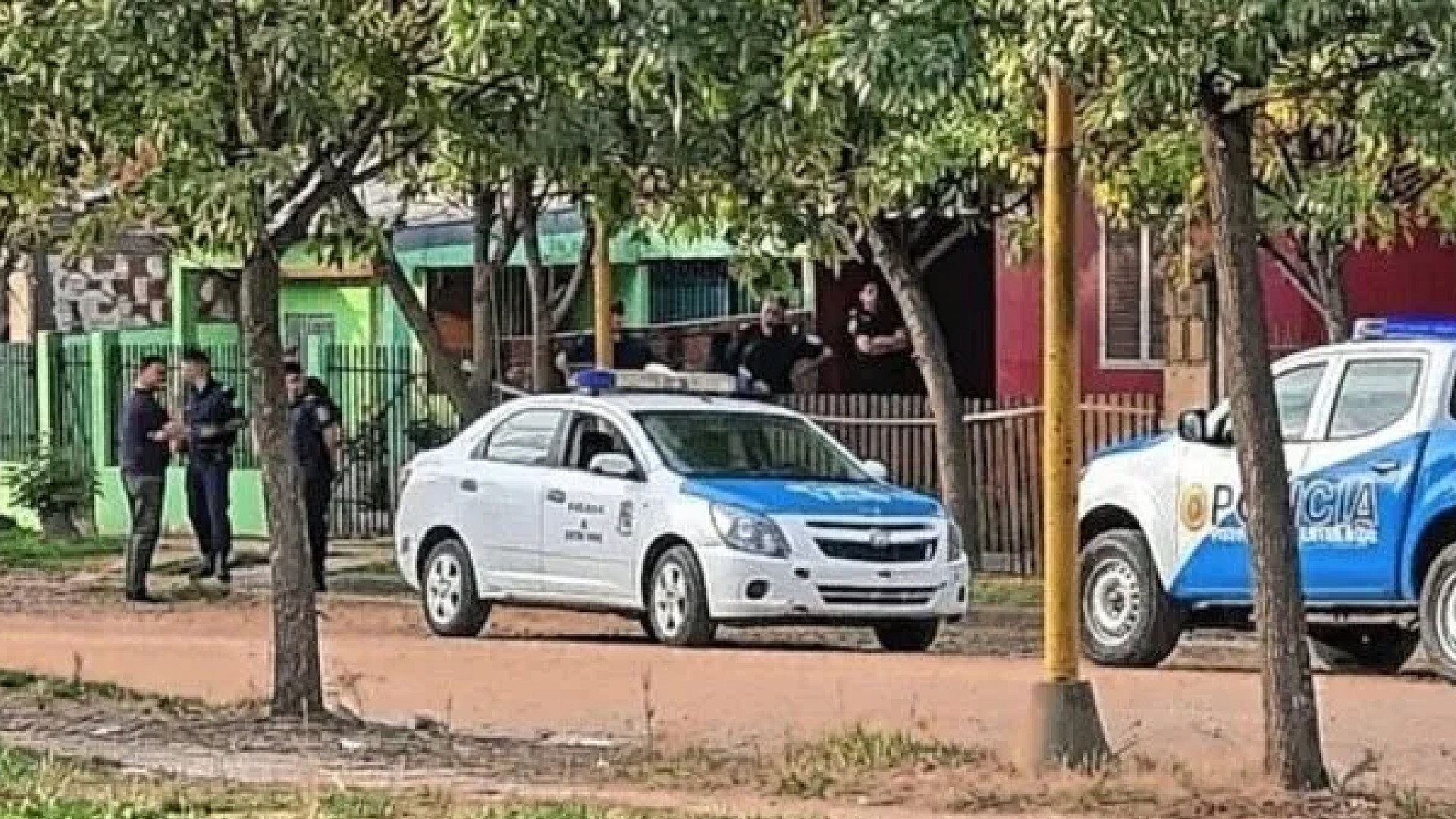 Hallaron el cuerpo de una adolescente en su casa de Entre R&iacute;os: llevaba casi tres d&iacute;as muerta e investigan a los padres