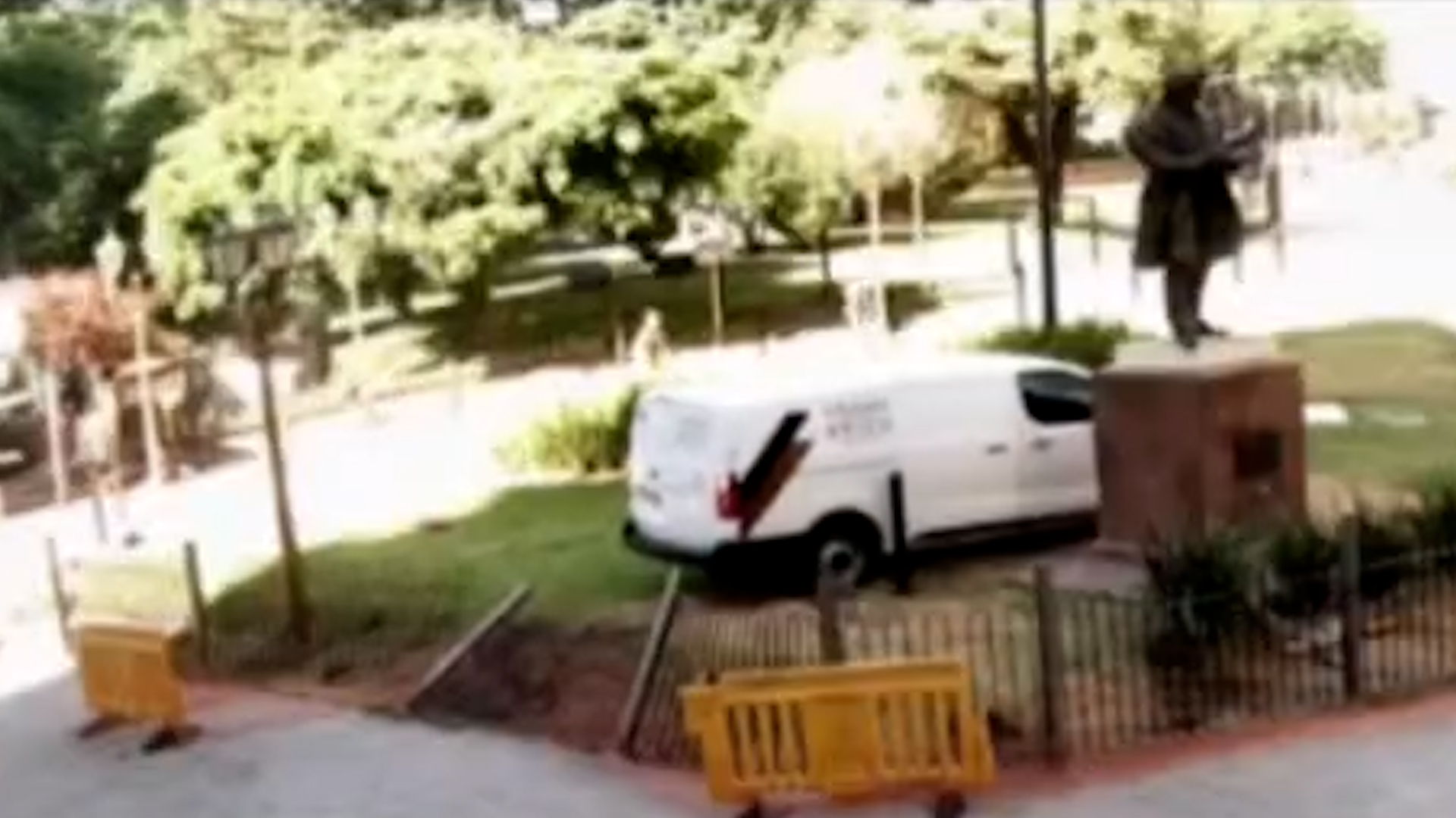 Milei y Caputo recibieron en la Casa Rosada a directivos de una importante firma energética