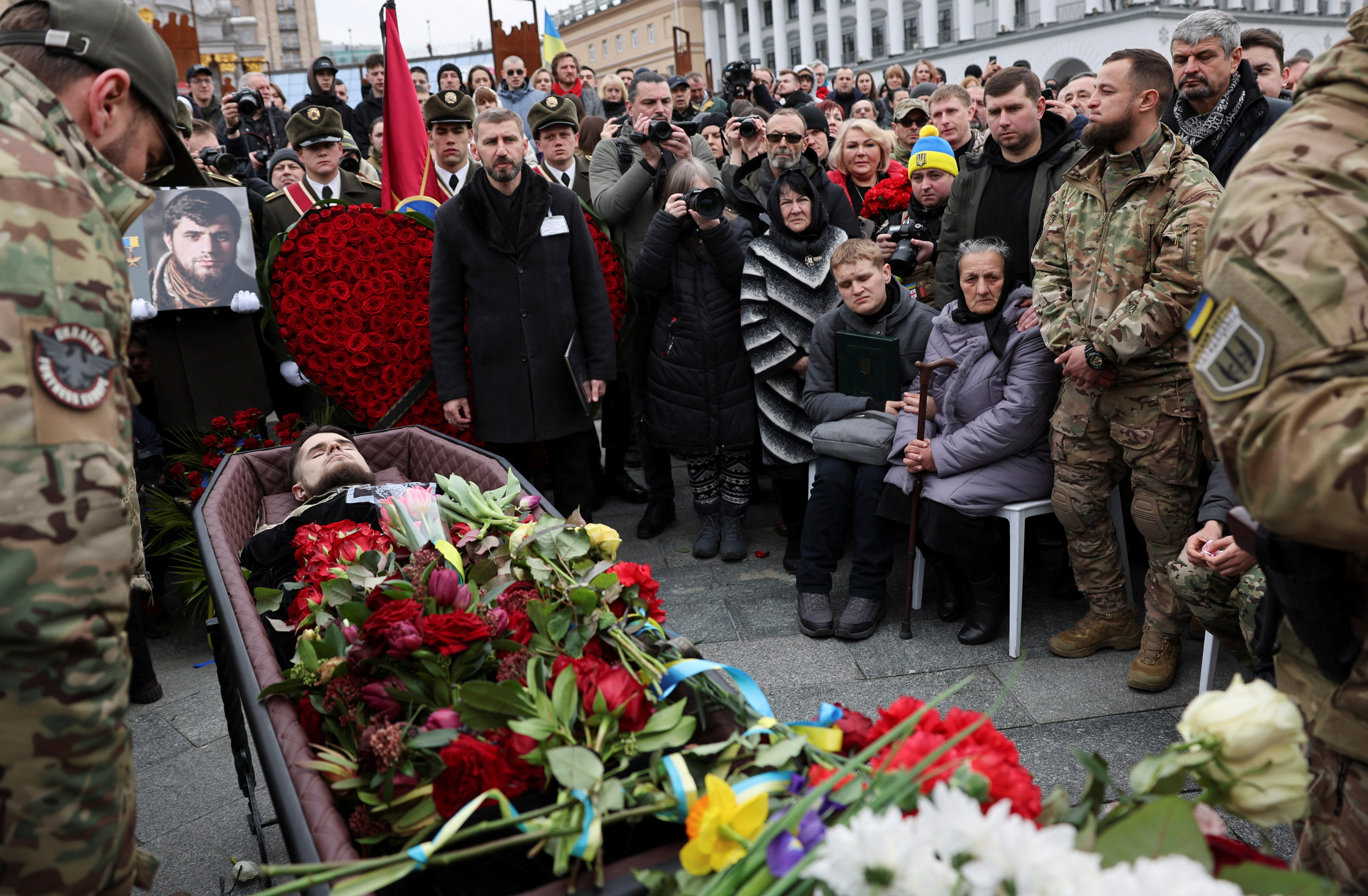 La despedida de Dmytro Kotsiubailo en Kiev en marzo (REUTERS/Violeta Santos Moura)