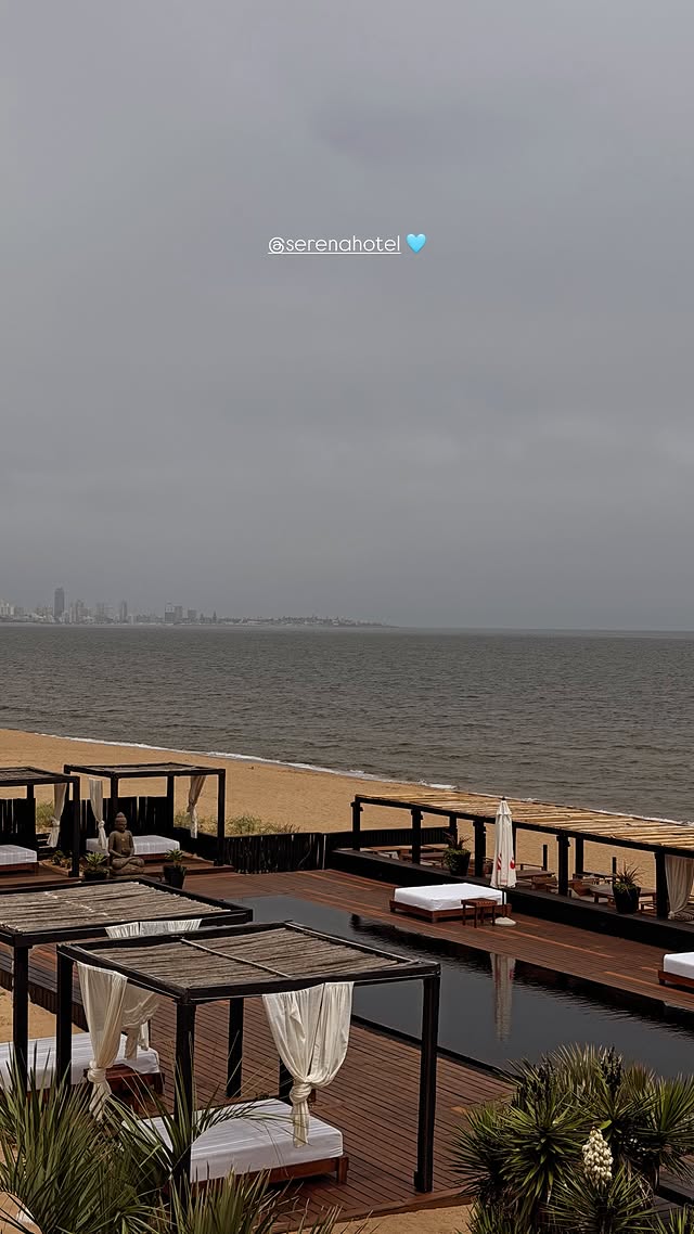 Tradiciones, regalos y discreción: un ex mayordomo del Rey Carlos III detalló cómo celebran la Navidad los Windsor