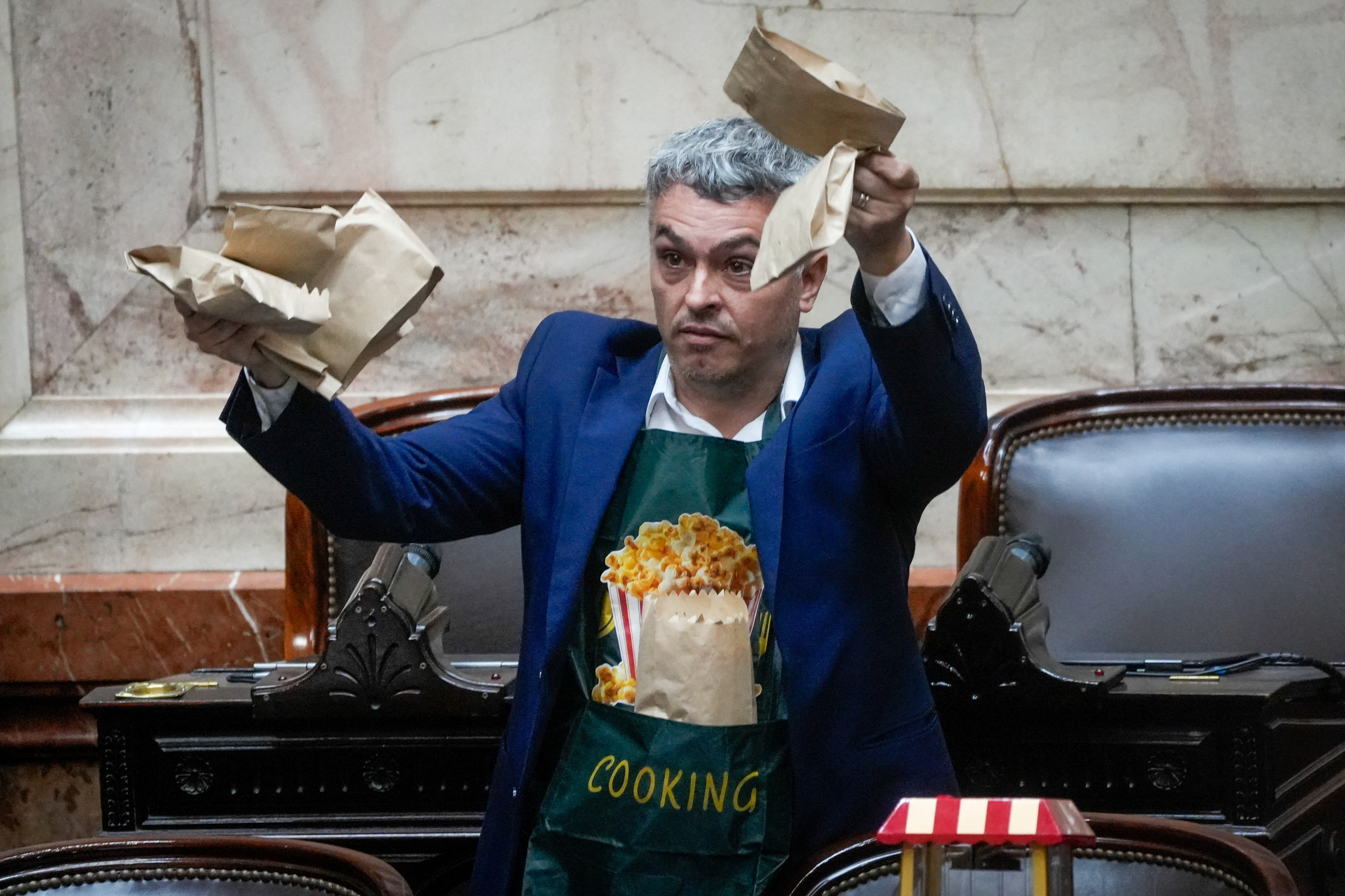 Diputados con pochoclos, gritos contra Adorni y respaldo de la plana mayor del Gobierno: las curiosidades del informe de gesti&oacute;n en el Congreso