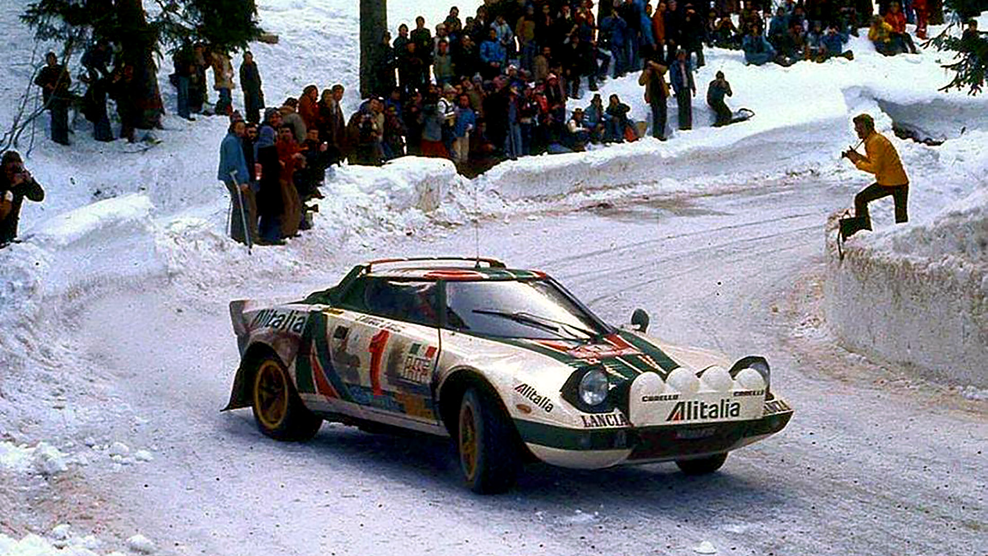 Sandro Munari fue el "Rey de Montecarlo", al ganar la carrera consecutivamente en 1975, 1976 y 1977 con un Stratos HF