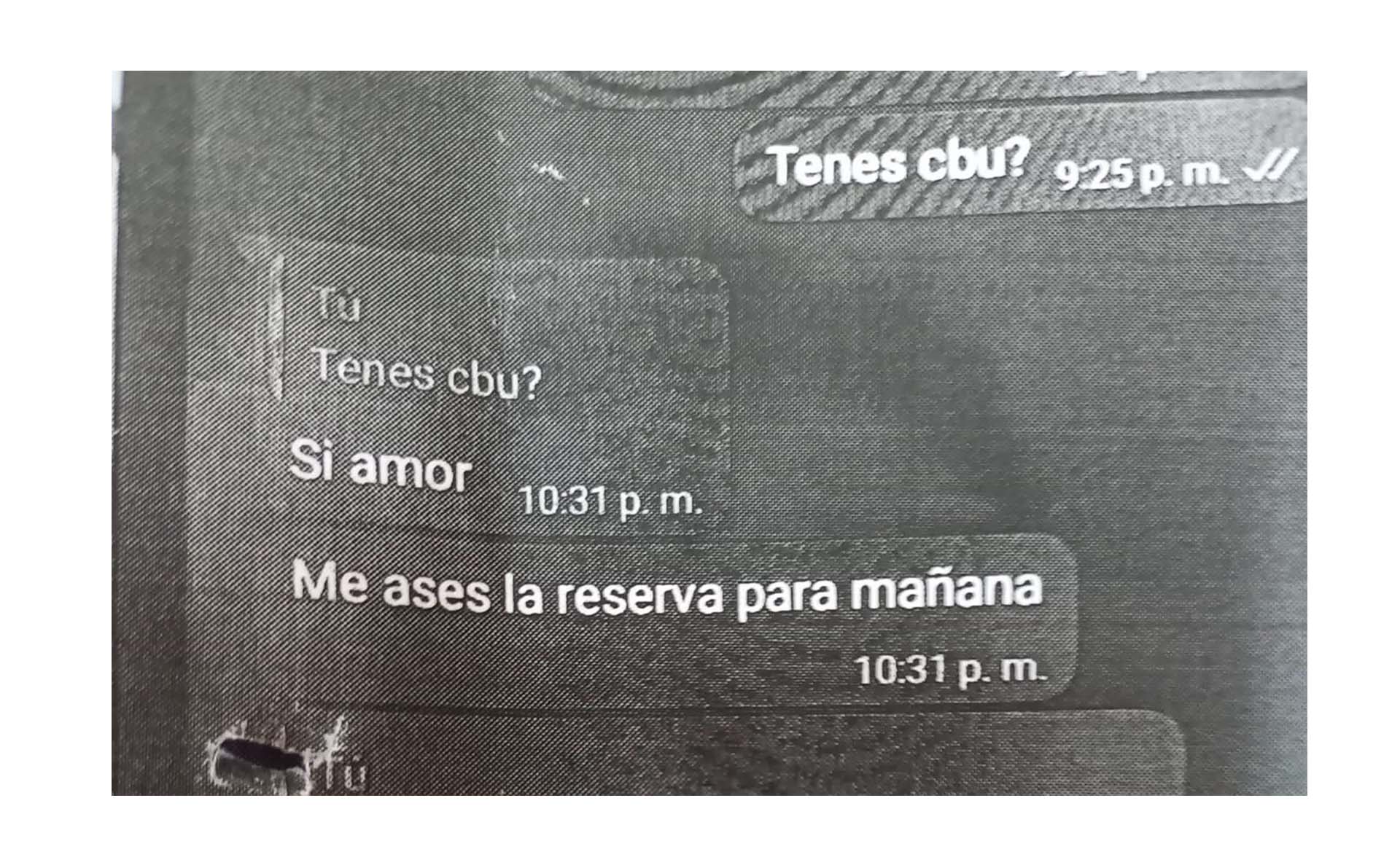 Parte del chat entre la víctima y la mujer 
