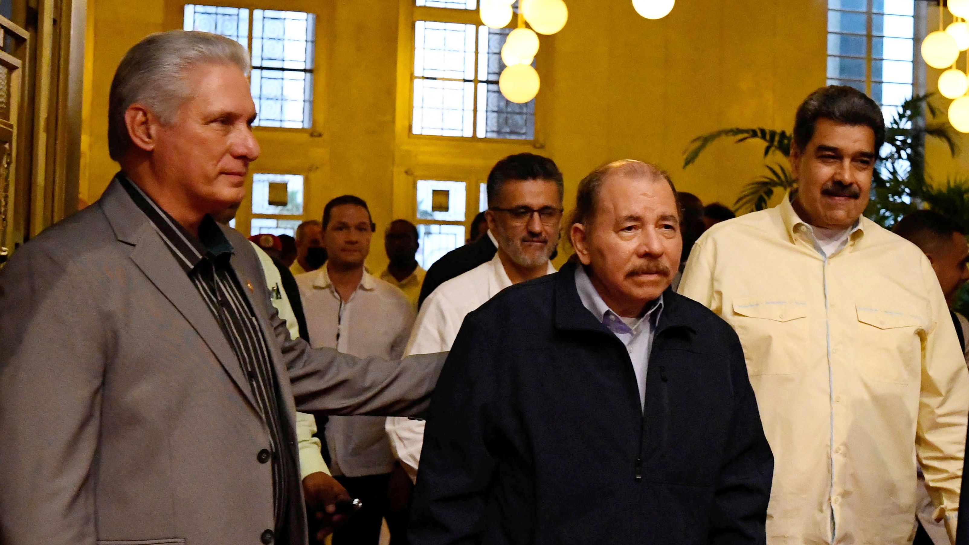 El cubano Miguel Díaz Canel, el nicaragüense Daniel Ortega y el venezolano Nicolás Maduro (REUTERS/Norlys Pérez/Archivo)