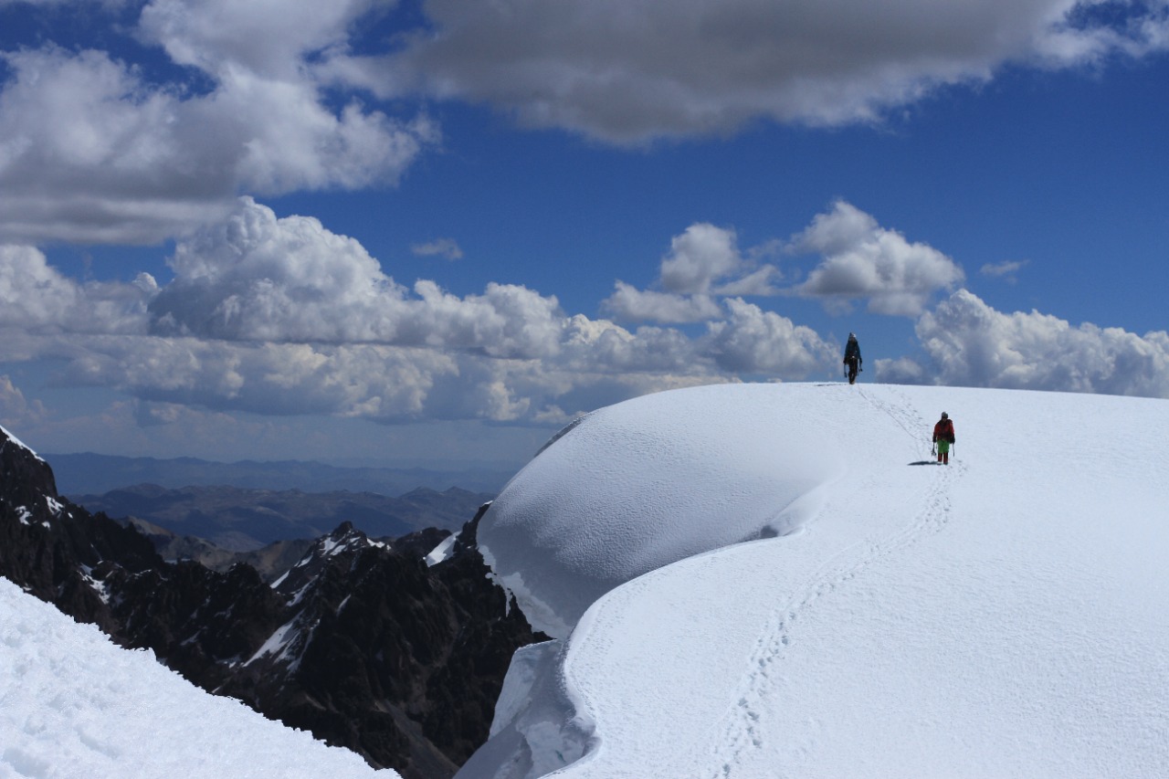 Hijas de la Montaña es el proyecto 8MIL Perú rumbo al Gasherbrum II, ubicado a 8035 m.s.n.m.