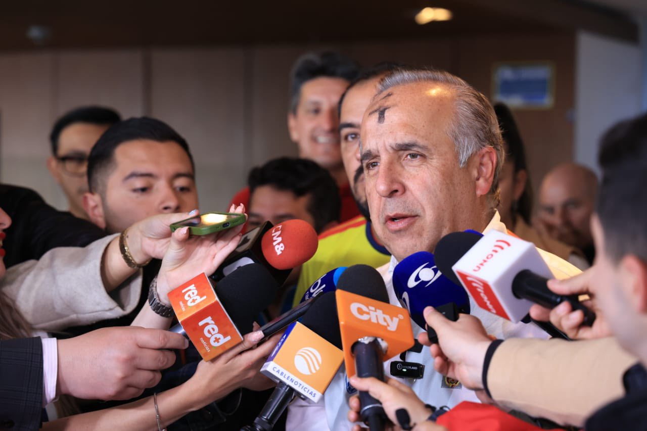 Ministerio de Transporte anunció un acuerdo de 18 puntos con el gremio de taxistas para solucionar problemas de fondo en este medio de transporte