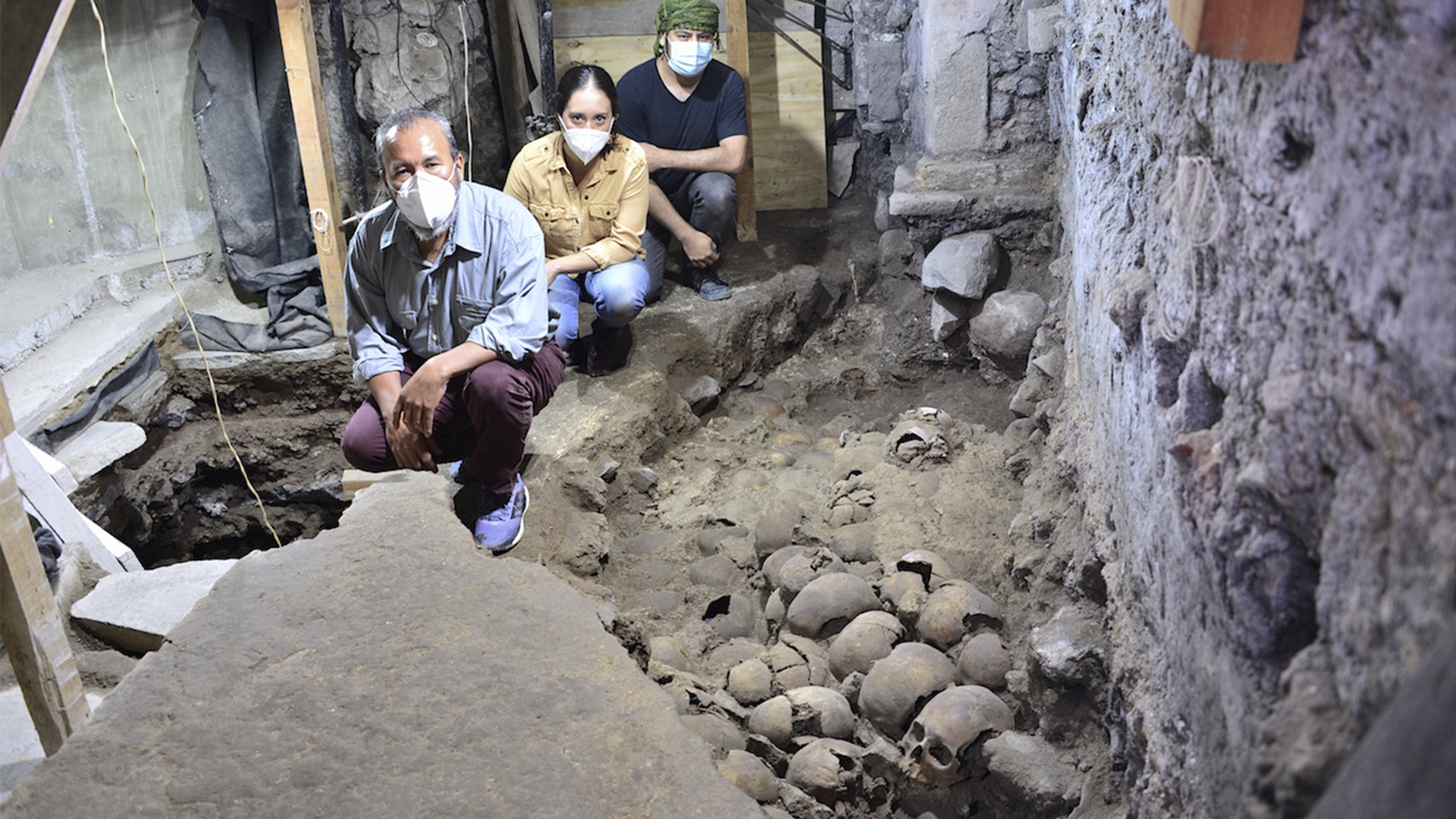 Localizaron los vestigios del extremo noreste del Huei Tzompantlide México-Tenochtitlan, la gran plataforma con empalizada que los mexicas consagraron a Huitzilopochtli, su dios tutelar (Foto: Melitón Tapia / Instituto Nacional de Antropología e Historia INAH)