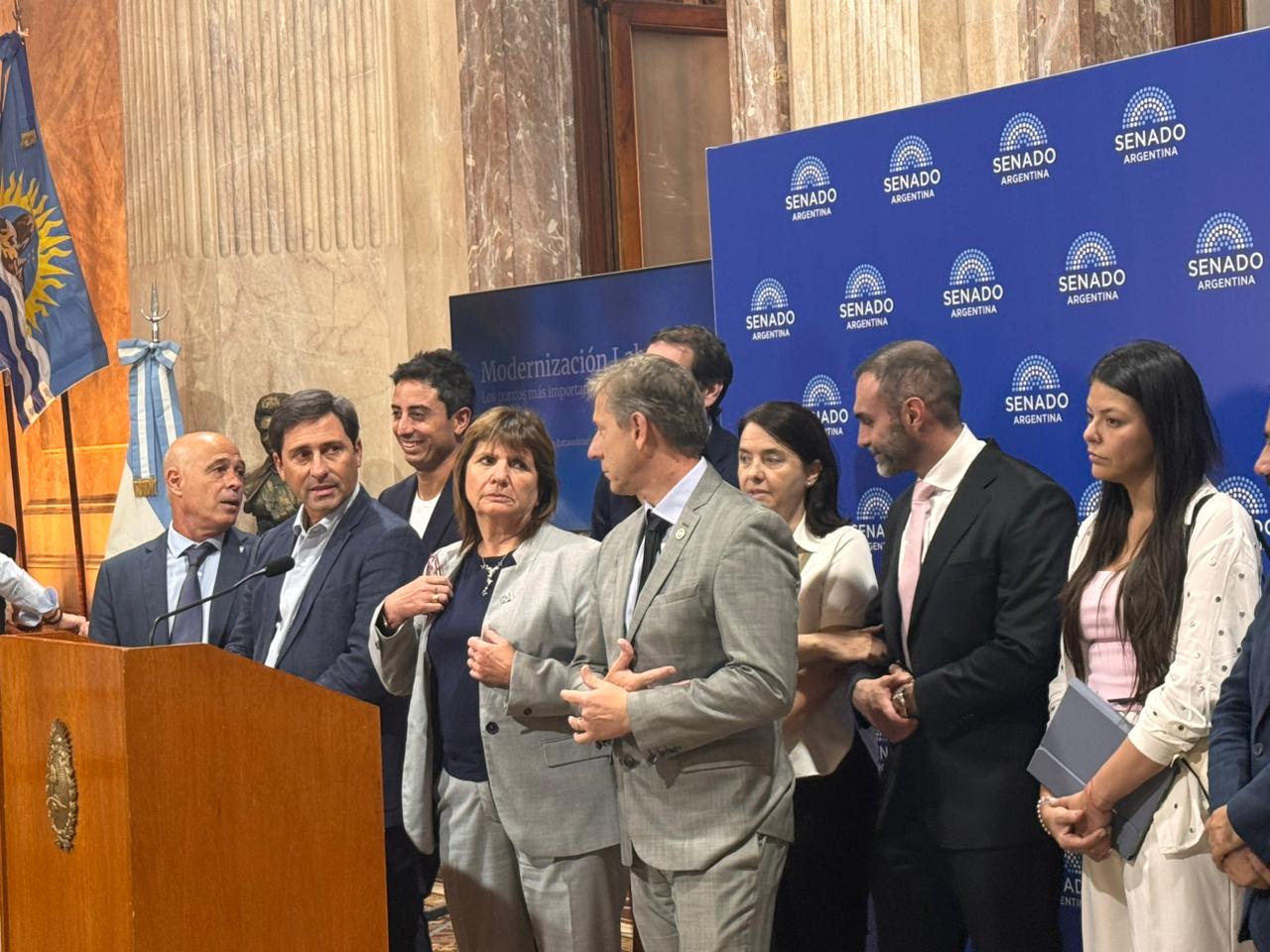 Con un sector aliado en alerta, el oficialismo se reunir&aacute; con dialoguistas para delinear la agenda del Senado