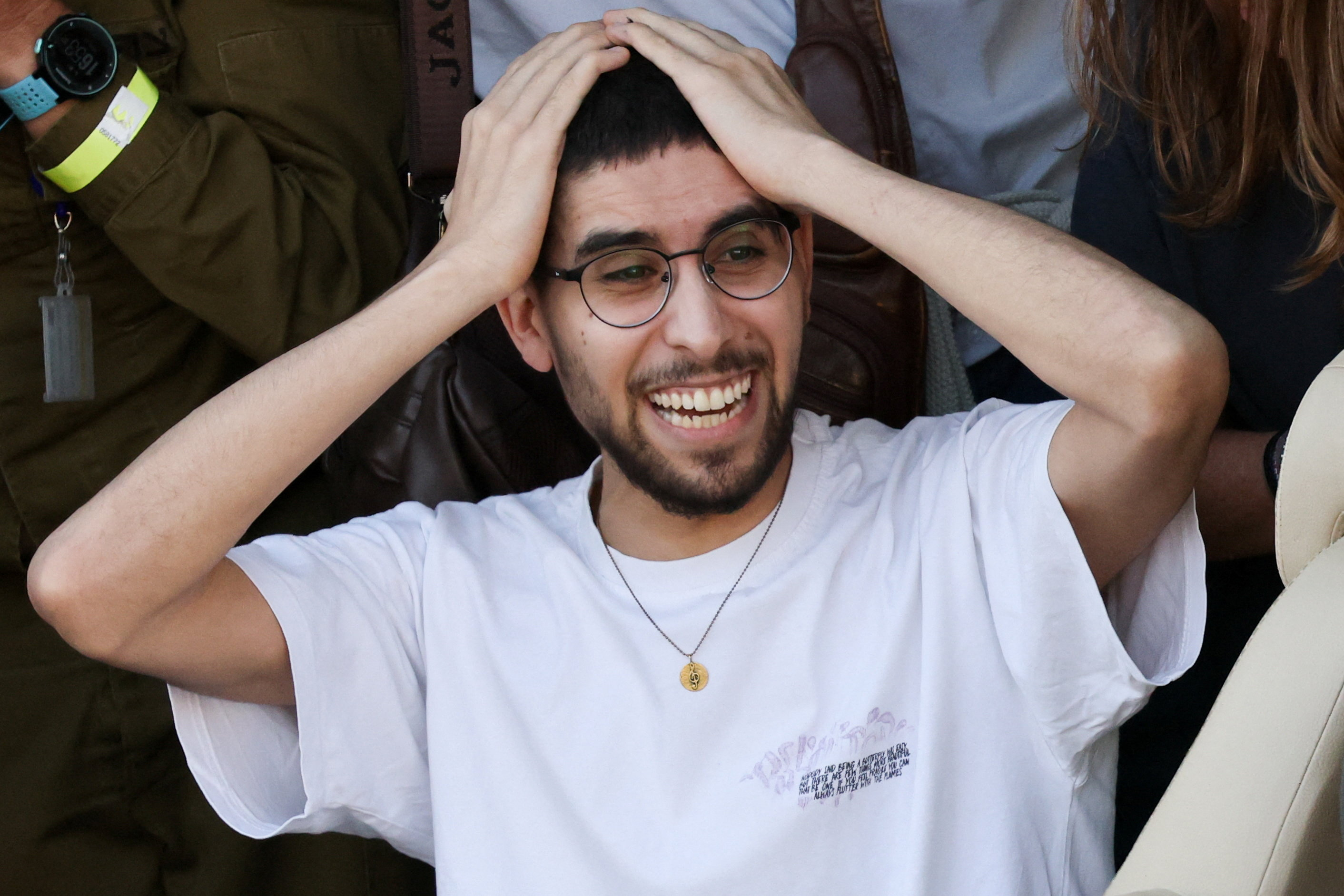 Los románticos encuentros entre Lamine Yamal y Nicki Nicole: besos en un barco y una visita especial al predio del Barcelona 