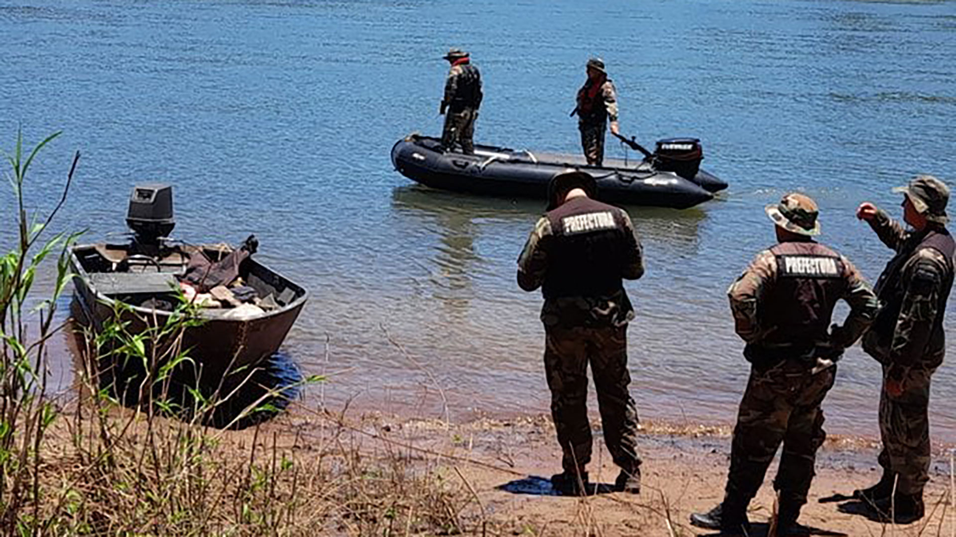 Horror en Misiones: una mujer confesó que ahogó a sus dos hijos en el río Paraná y después intentó suicidarse