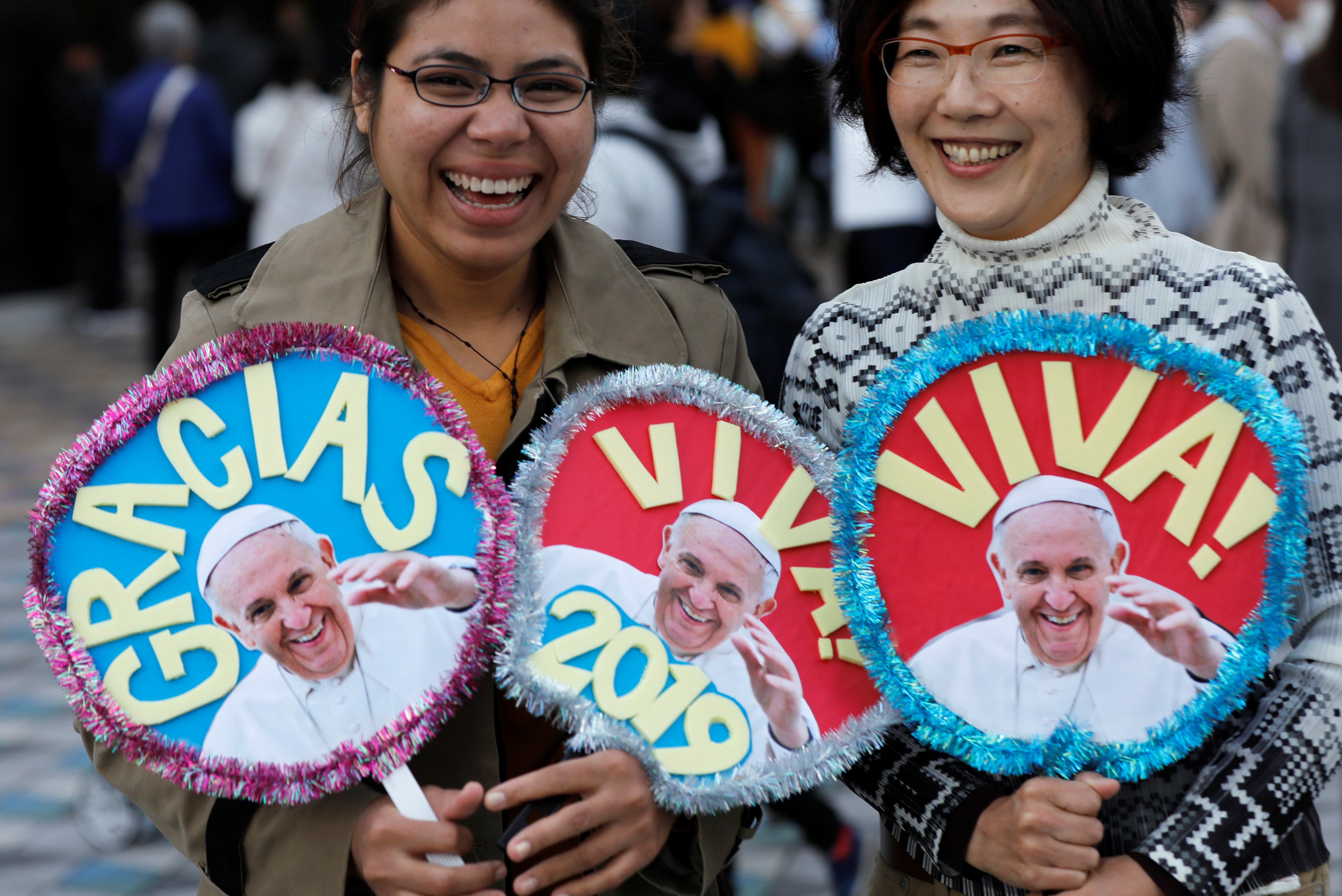 Mujeres durante una misa del Papa en Tokio (REUTERS/Kim Kyung-Hoon)