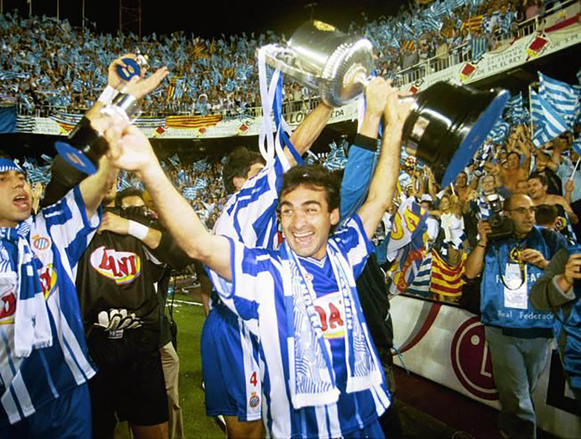Martín Posse levatando la Copa del Rey cuando jugaba en Espanyol 