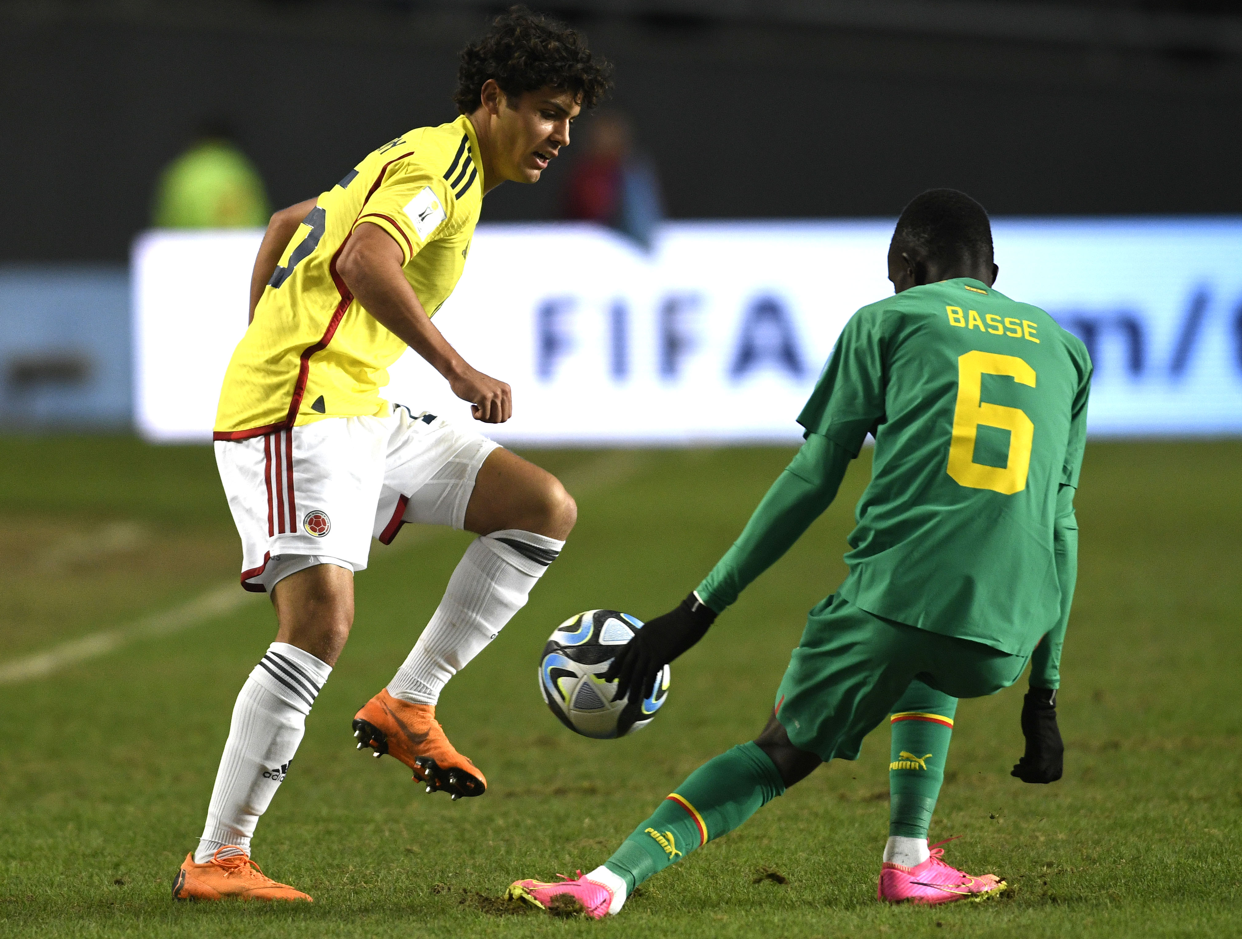 Colombia empató 1-1 con Senegal en el último minuto por el mundial sub-20