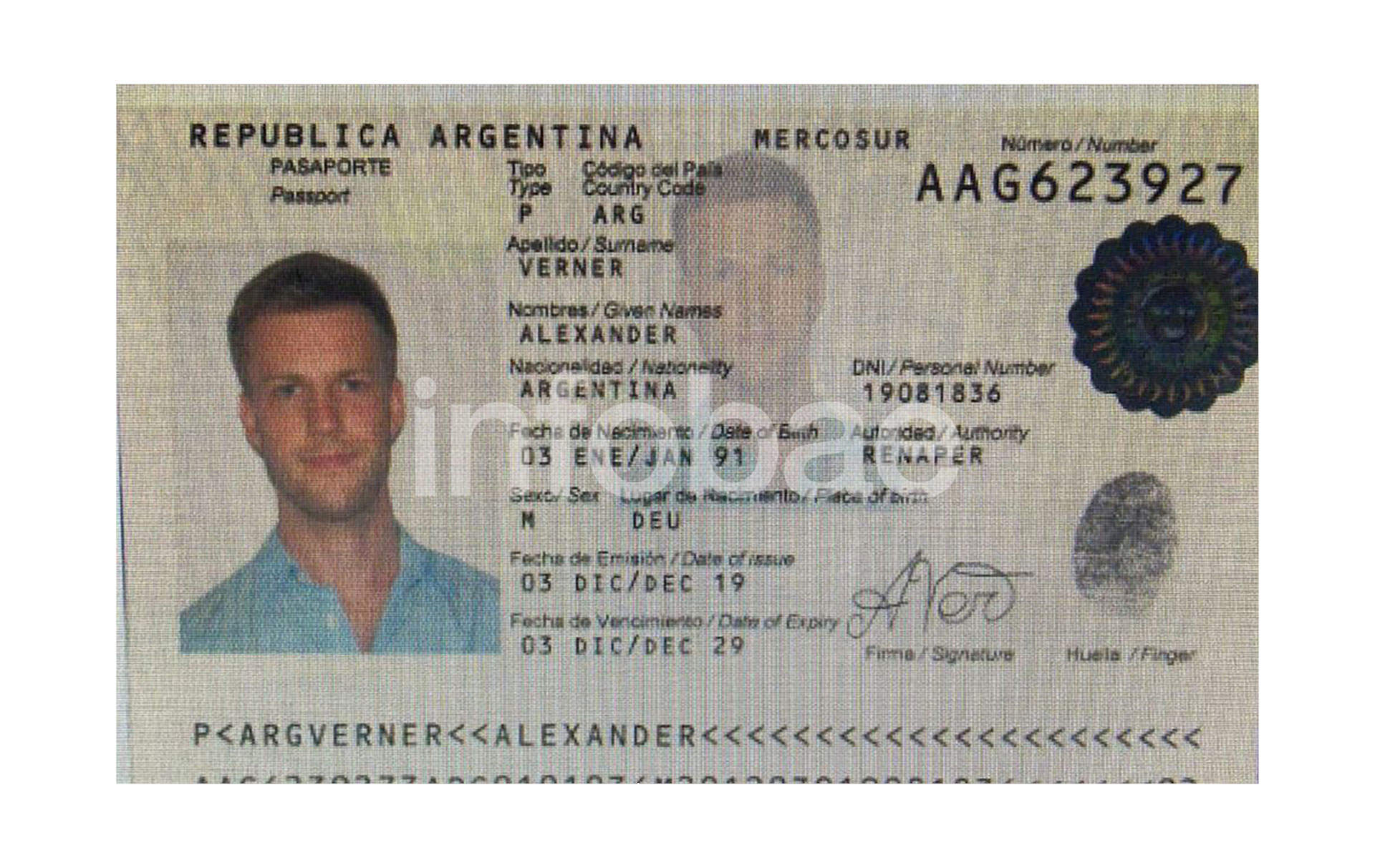 El pasaporte de Alexander Verner, el ruso que trabaja para el servicio de inteligencia militar ruso que consiguió documentación argentina mintiendo sobre su lugar de nacimiento (Infobae)